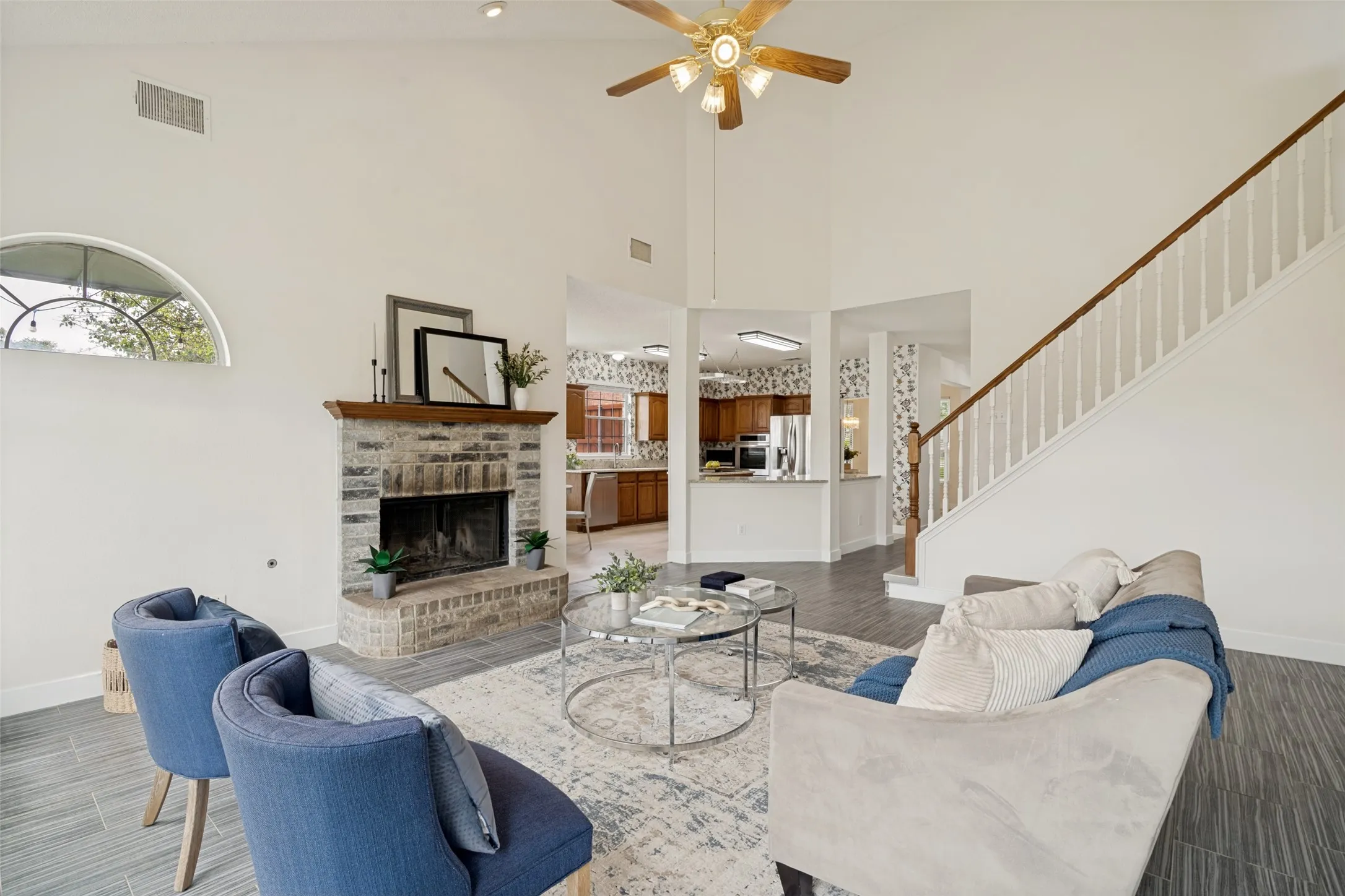 Single Family Residence For Sale in Rockwall County , 6013 Arden Court, Rowlett, Texas 75087, 5 Bedroom, 3 Bathroom, 2 Garage spaces, 3,181 Sqft, built in 1995, Preowned, mls#21219154, Real Estate Agent in Rowlett, Homes For Sale in Rockwall county, Homes For Sale in Rowlett, Realtor in Rowlett Texas, Real Estate Brokerage Independent Realty Texas, Luminita Cordes Realtor