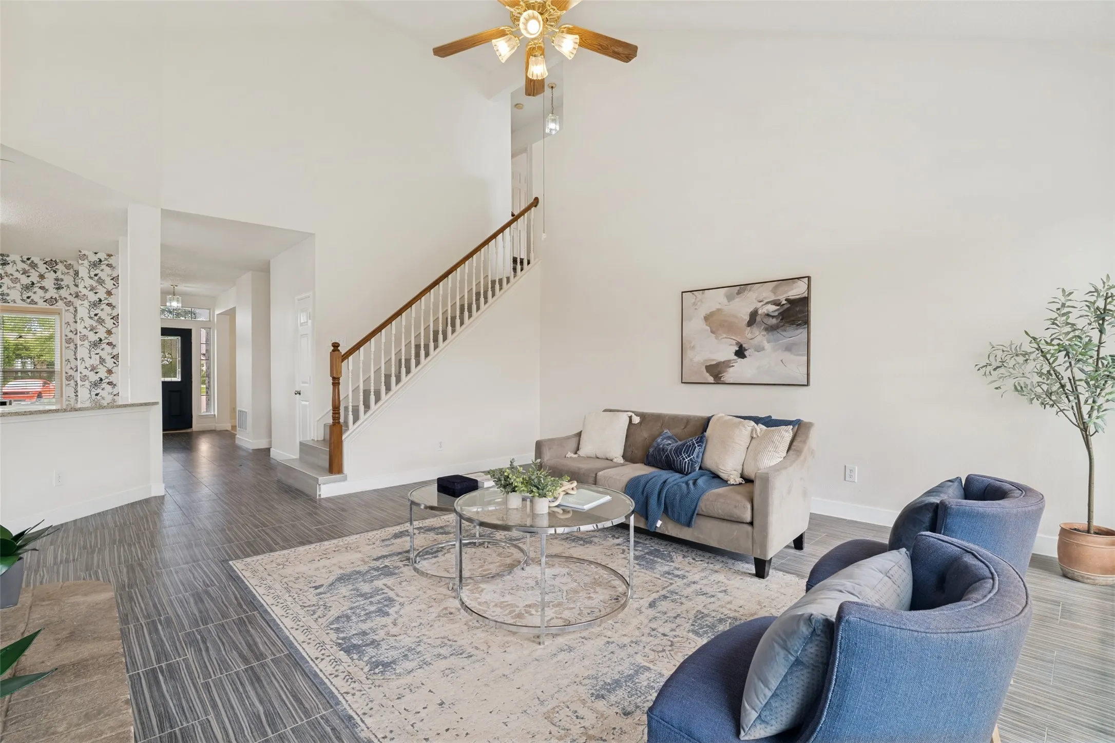 Single Family Residence For Sale in Rockwall County , 6013 Arden Court, Rowlett, Texas 75087, 5 Bedroom, 3 Bathroom, 2 Garage spaces, 3,181 Sqft, built in 1995, Preowned, mls#21219154, Real Estate Agent in Rowlett, Homes For Sale in Rockwall county, Homes For Sale in Rowlett, Realtor in Rowlett Texas, Real Estate Brokerage Independent Realty Texas, Luminita Cordes Realtor