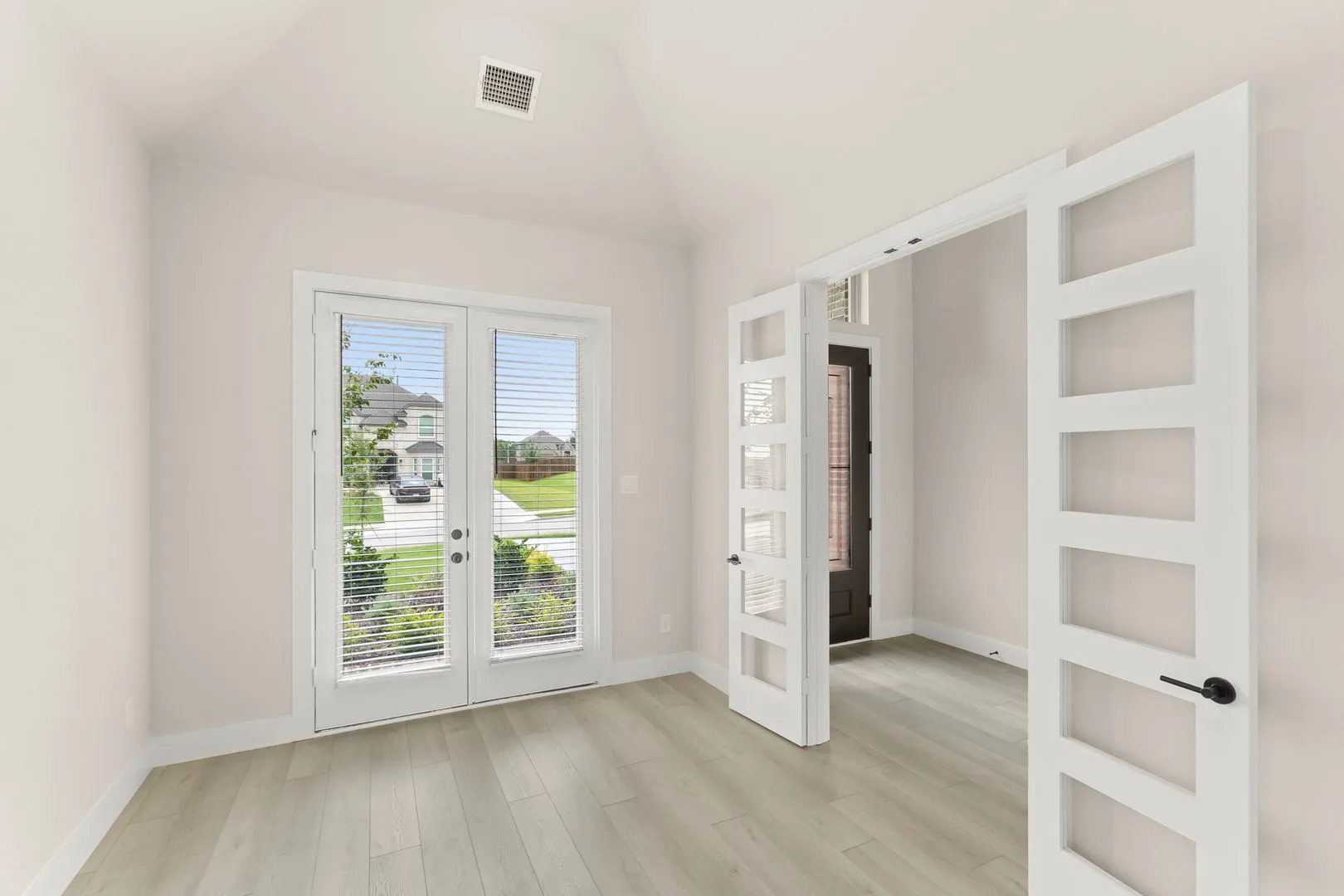 513 Pond Springs-Dining Room-1