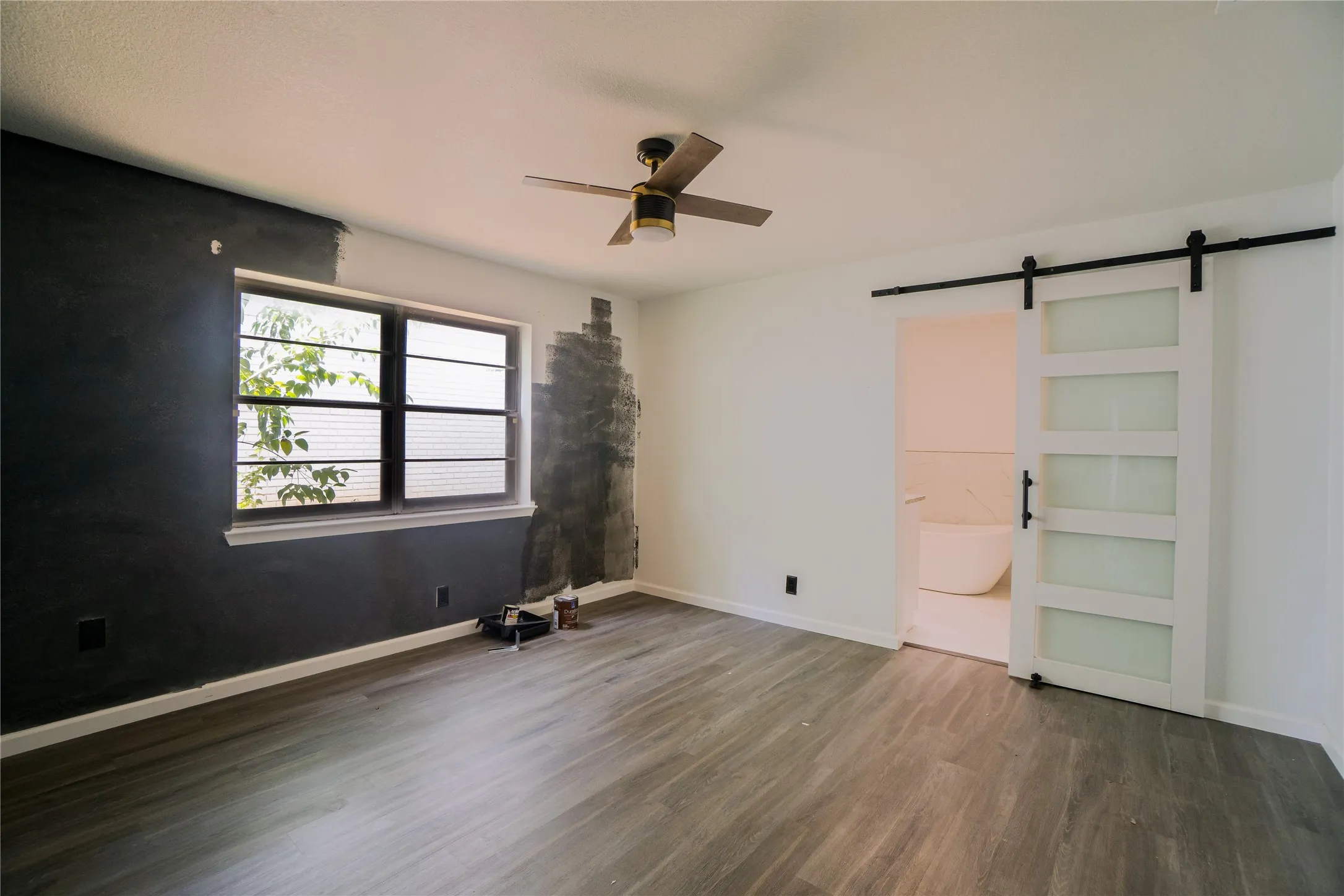 Single Family Residence For Sale in Tarrant County , 7709 Marlborough Drive W, Fort Worth, Texas 76134, 4 Bedroom, 2 Bathroom, 2 Garage spaces, 2,088 Sqft, built in 1972, mls#21219314, Real Estate Agent in Fort Worth, Homes For Sale in Tarrant county, Homes For Sale in Fort Worth, Realtor in Fort Worth Texas, Real Estate Brokerage Independent Realty Texas, Luminita Cordes Realtor