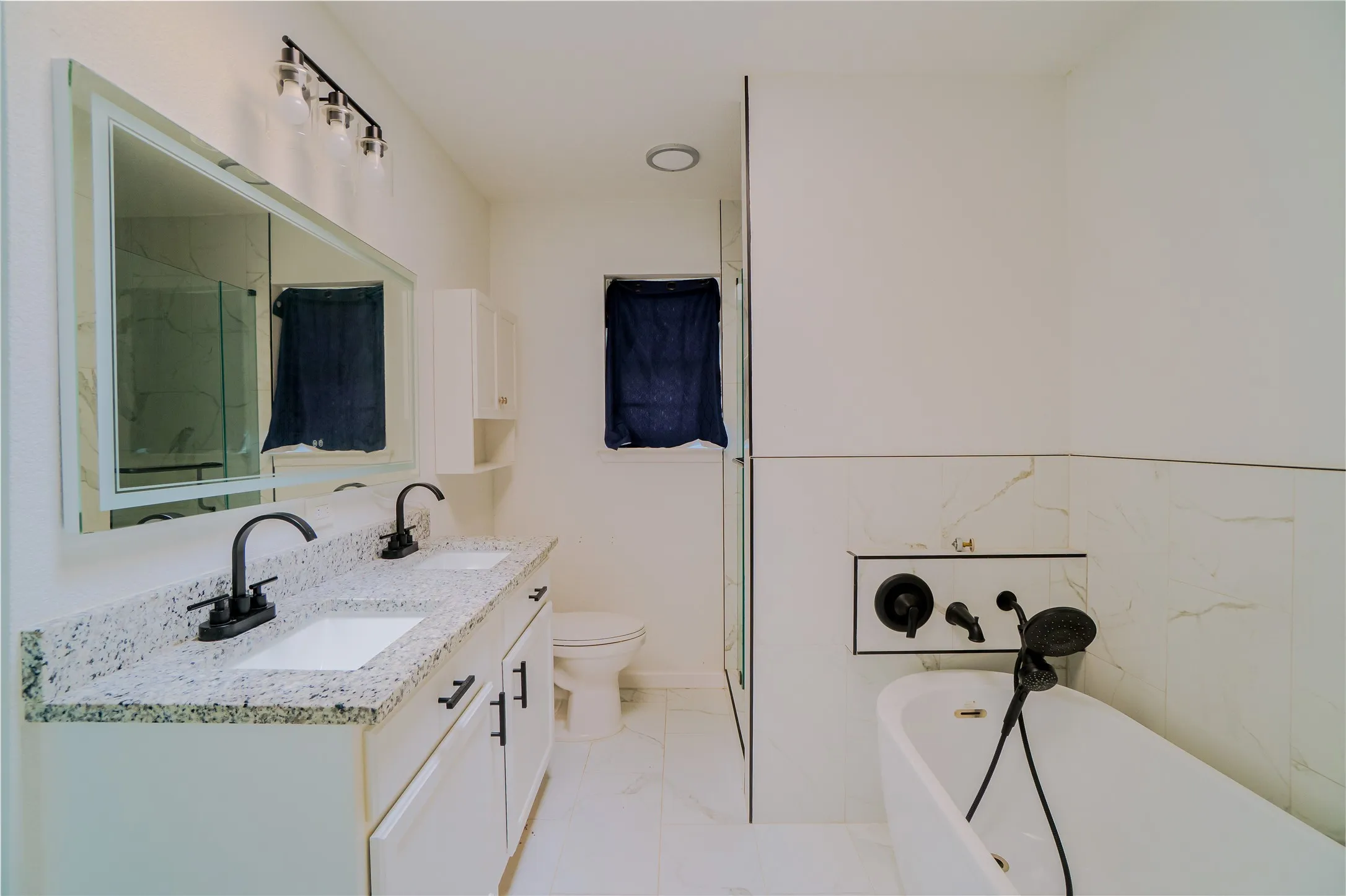 Single Family Residence For Sale in Tarrant County , 7709 Marlborough Drive W, Fort Worth, Texas 76134, 4 Bedroom, 2 Bathroom, 2 Garage spaces, 2,088 Sqft, built in 1972, mls#21219314, Real Estate Agent in Fort Worth, Homes For Sale in Tarrant county, Homes For Sale in Fort Worth, Realtor in Fort Worth Texas, Real Estate Brokerage Independent Realty Texas, Luminita Cordes Realtor