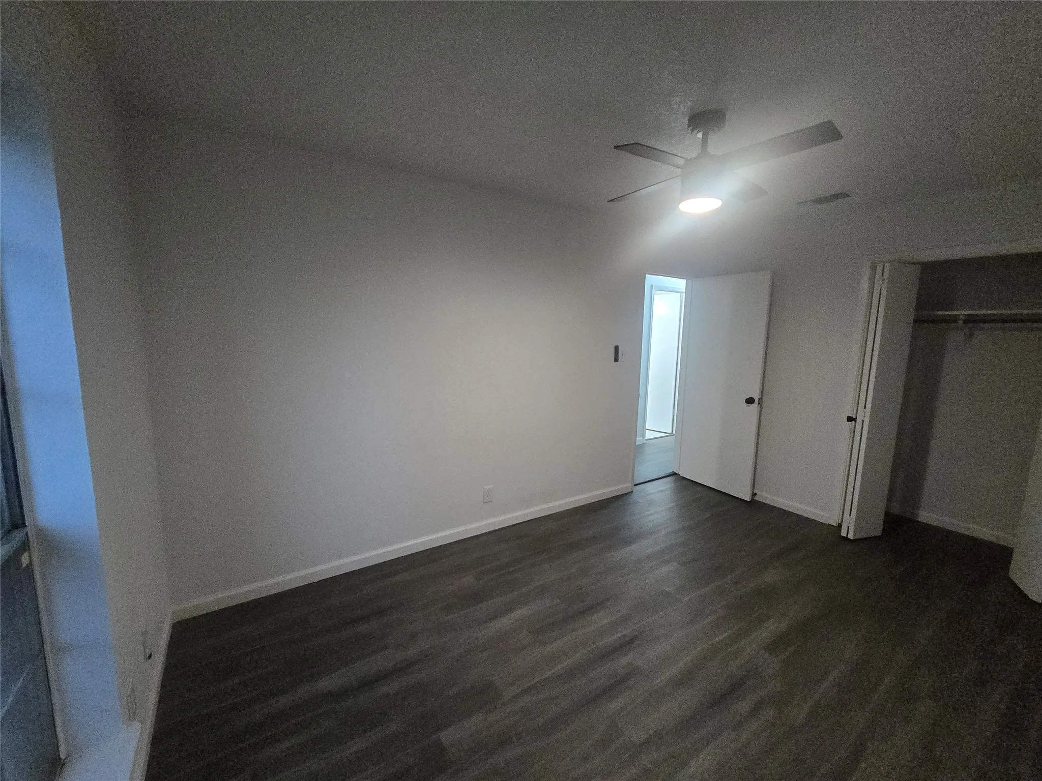 Single Family Residence For Sale in Tarrant County , 7709 Marlborough Drive W, Fort Worth, Texas 76134, 4 Bedroom, 2 Bathroom, 2 Garage spaces, 2,088 Sqft, built in 1972, mls#21219314, Real Estate Agent in Fort Worth, Homes For Sale in Tarrant county, Homes For Sale in Fort Worth, Realtor in Fort Worth Texas, Real Estate Brokerage Independent Realty Texas, Luminita Cordes Realtor