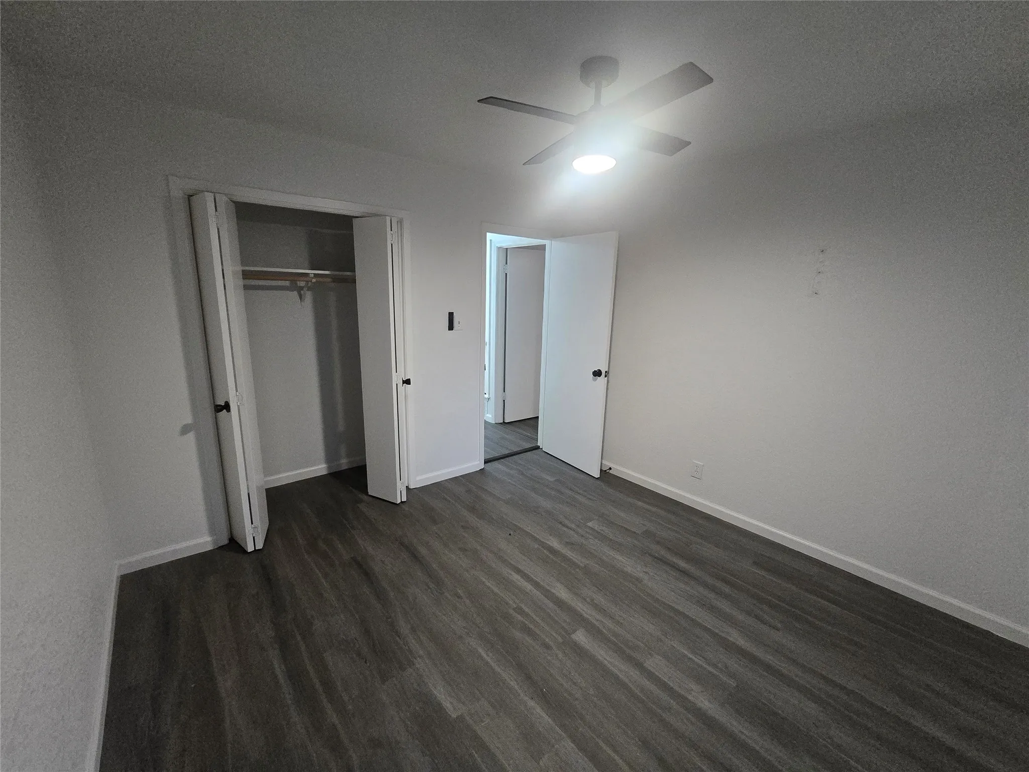 Single Family Residence For Sale in Tarrant County , 7709 Marlborough Drive W, Fort Worth, Texas 76134, 4 Bedroom, 2 Bathroom, 2 Garage spaces, 2,088 Sqft, built in 1972, mls#21219314, Real Estate Agent in Fort Worth, Homes For Sale in Tarrant county, Homes For Sale in Fort Worth, Realtor in Fort Worth Texas, Real Estate Brokerage Independent Realty Texas, Luminita Cordes Realtor