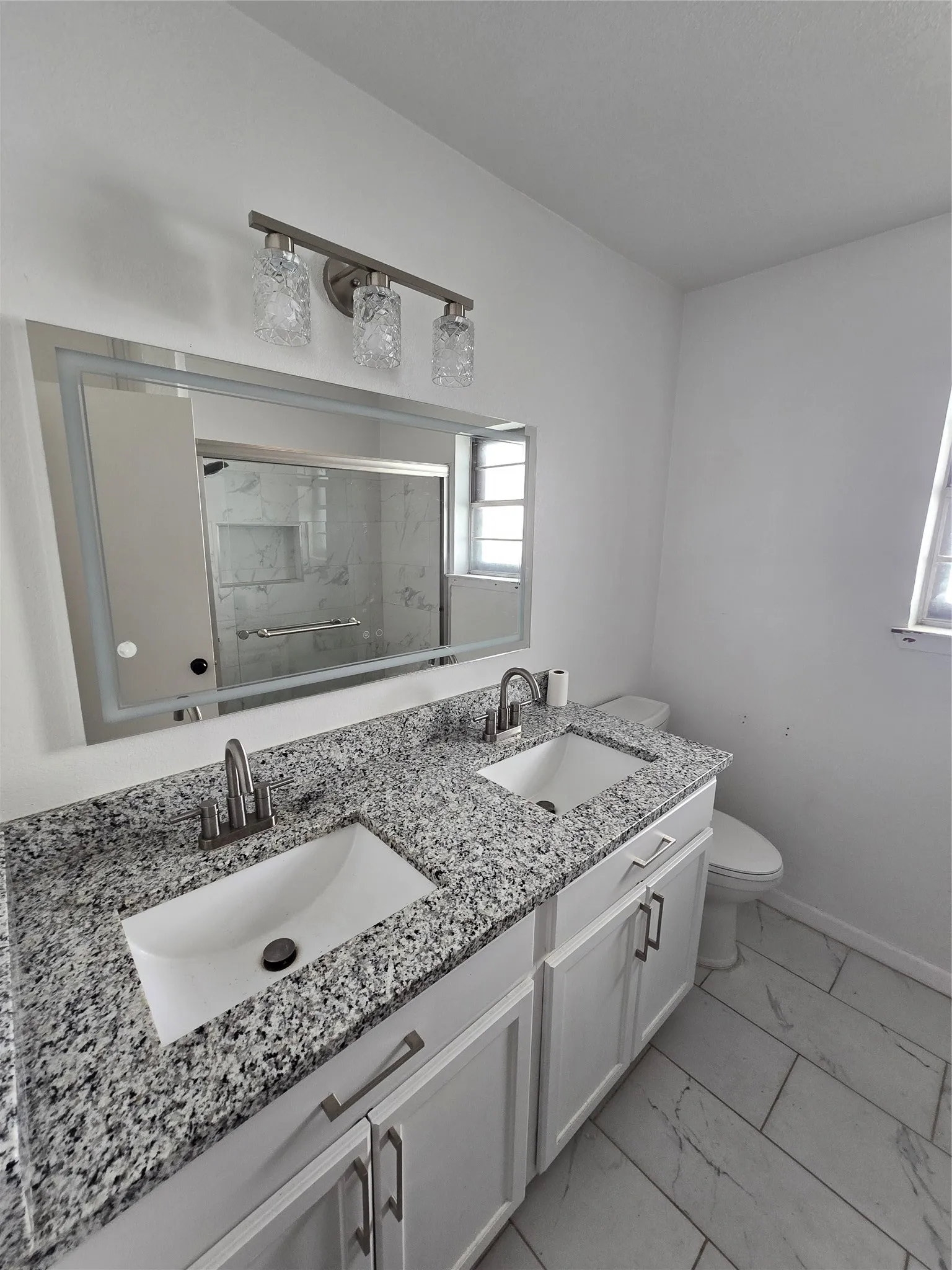Single Family Residence For Sale in Tarrant County , 7709 Marlborough Drive W, Fort Worth, Texas 76134, 4 Bedroom, 2 Bathroom, 2 Garage spaces, 2,088 Sqft, built in 1972, mls#21219314, Real Estate Agent in Fort Worth, Homes For Sale in Tarrant county, Homes For Sale in Fort Worth, Realtor in Fort Worth Texas, Real Estate Brokerage Independent Realty Texas, Luminita Cordes Realtor