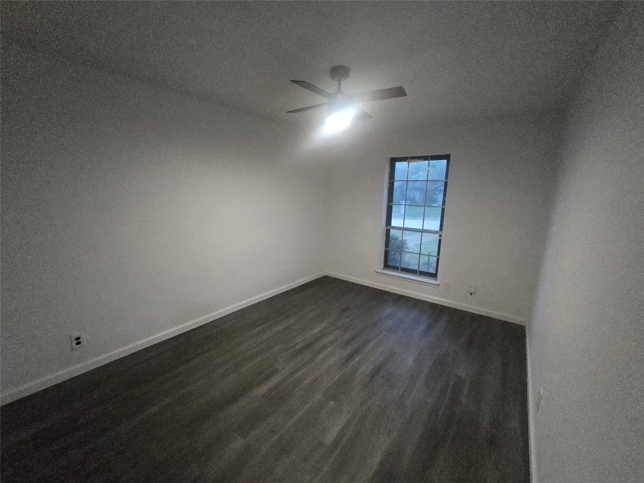 Single Family Residence For Sale in Tarrant County , 7709 Marlborough Drive W, Fort Worth, Texas 76134, 4 Bedroom, 2 Bathroom, 2 Garage spaces, 2,088 Sqft, built in 1972, mls#21219314, Real Estate Agent in Fort Worth, Homes For Sale in Tarrant county, Homes For Sale in Fort Worth, Realtor in Fort Worth Texas, Real Estate Brokerage Independent Realty Texas, Luminita Cordes Realtor