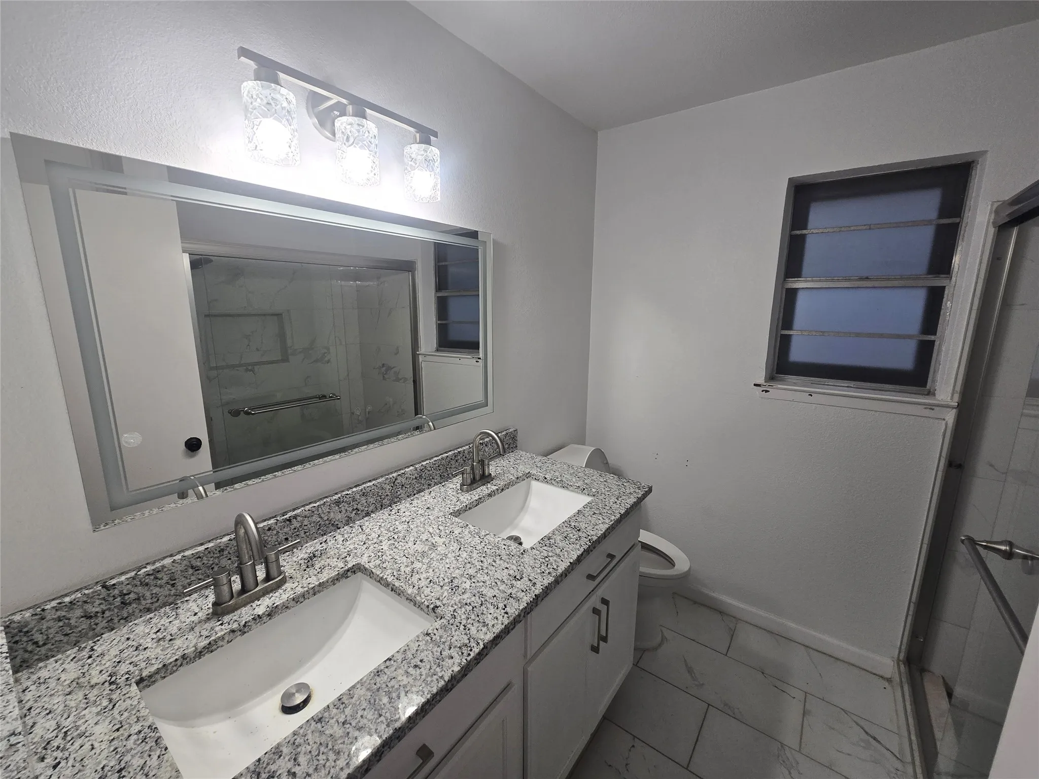 Single Family Residence For Sale in Tarrant County , 7709 Marlborough Drive W, Fort Worth, Texas 76134, 4 Bedroom, 2 Bathroom, 2 Garage spaces, 2,088 Sqft, built in 1972, mls#21219314, Real Estate Agent in Fort Worth, Homes For Sale in Tarrant county, Homes For Sale in Fort Worth, Realtor in Fort Worth Texas, Real Estate Brokerage Independent Realty Texas, Luminita Cordes Realtor