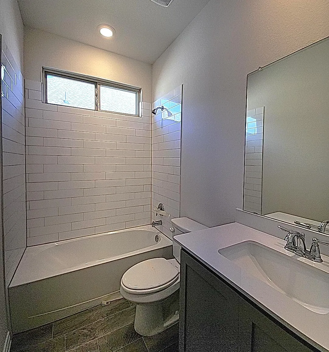 Single Family Residence For Sale in Denton County , 11132 Canyon Oak Street, Aubrey, Texas 76227, 3 Bedroom, 2 Bathroom, 2 Garage spaces, 1,633 Sqft, built in 2022, Preowned, mls#21219115, Real Estate Agent in Aubrey, Homes For Sale in Denton county, Homes For Sale in Aubrey, Realtor in Aubrey Texas, Real Estate Brokerage Independent Realty Texas, Luminita Cordes Realtor