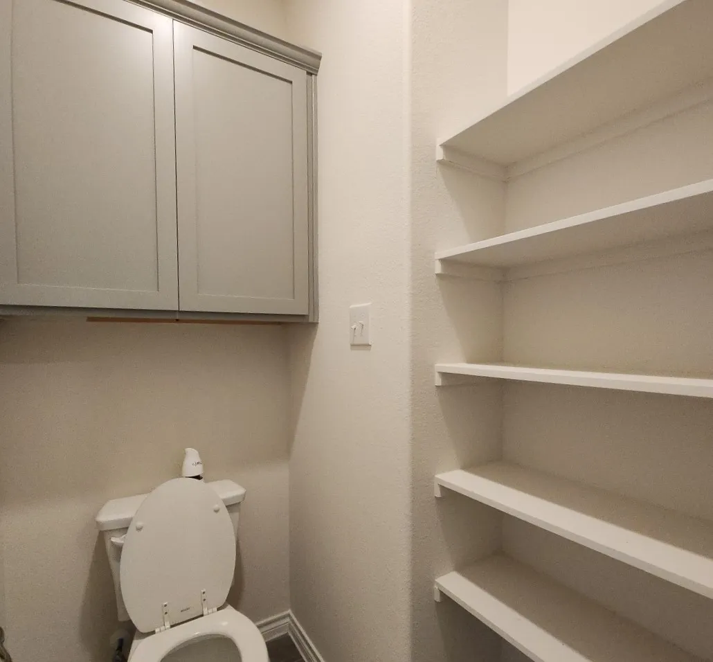 Single Family Residence For Sale in Denton County , 11132 Canyon Oak Street, Aubrey, Texas 76227, 3 Bedroom, 2 Bathroom, 2 Garage spaces, 1,633 Sqft, built in 2022, Preowned, mls#21219115, Real Estate Agent in Aubrey, Homes For Sale in Denton county, Homes For Sale in Aubrey, Realtor in Aubrey Texas, Real Estate Brokerage Independent Realty Texas, Luminita Cordes Realtor