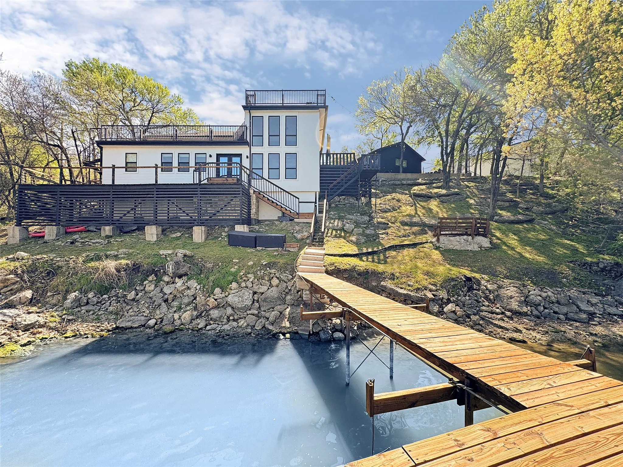 Lake views everywhere!