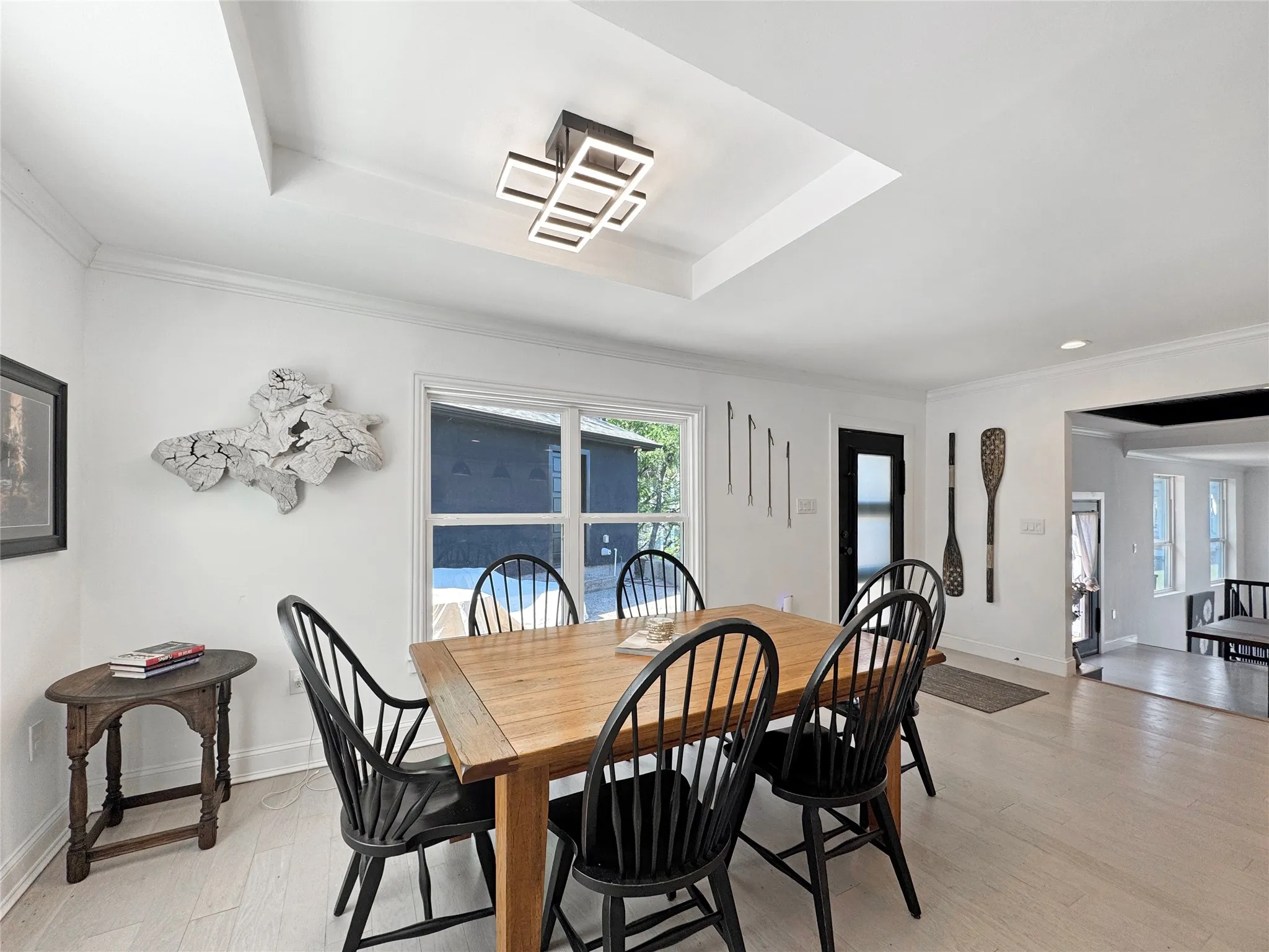 Single Family Residence For Sale in Tarrant County , 4401 Clarke Drive, Fort Worth, Texas 76135, 3 Bedroom, 3 Bathroom, 4 Garage spaces, 2,280 Sqft, built in 1992, Preowned, mls#21200316, Real Estate Agent in Fort Worth, Homes For Sale in Tarrant county, Homes For Sale in Fort Worth, Realtor in Fort Worth Texas, Real Estate Brokerage Independent Realty Texas, Luminita Cordes Realtor
