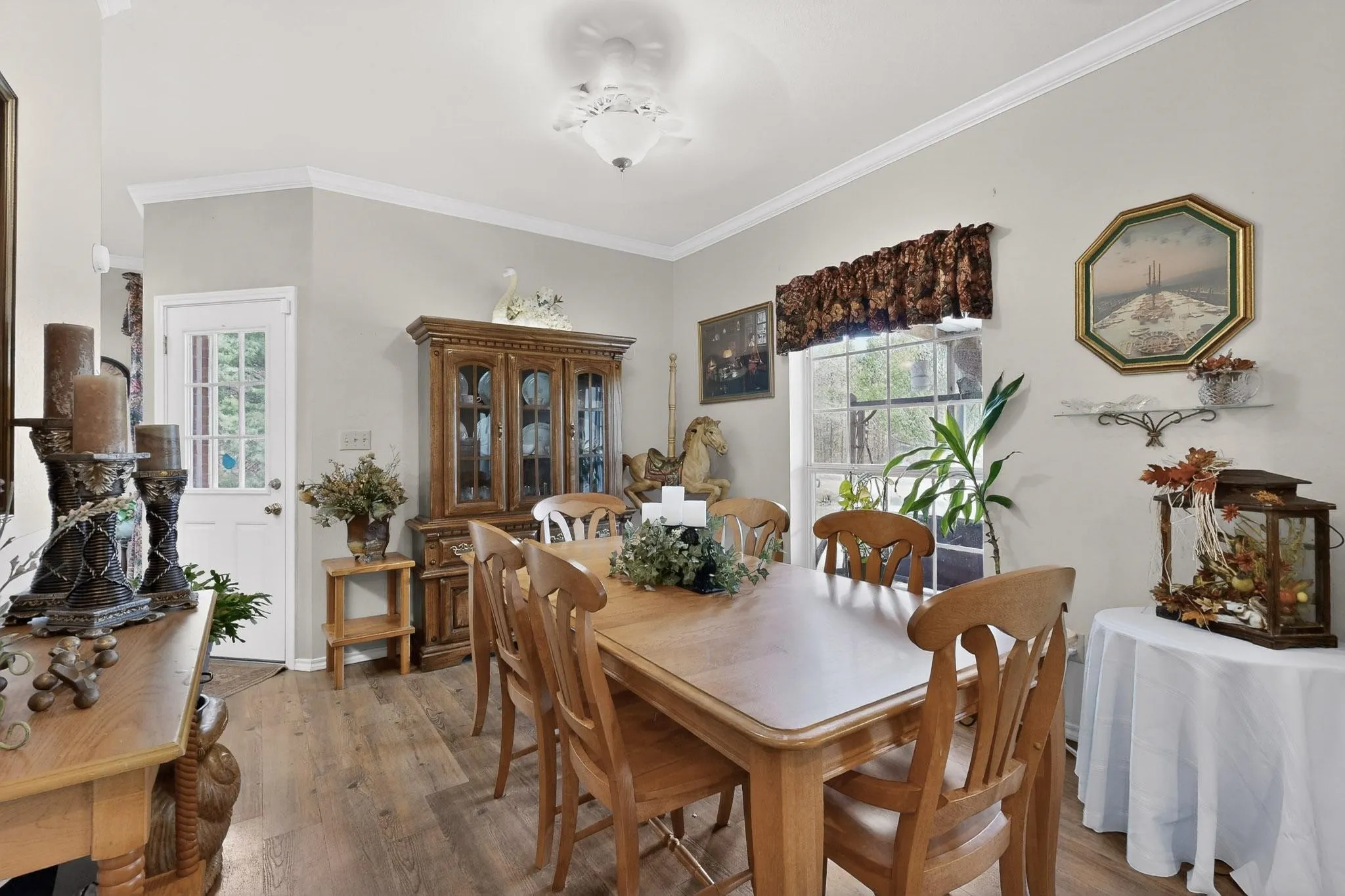 Single Family Residence For Sale in Wood County , 2198 County Road 3540, Hawkins, Texas 75765, 3 Bedrooms, 3 Bathrooms, 2 Garage spaces, 1,800 Sqft, built in 2004, Price $399,999, mls#21206134, Real Estate Agent in Hawkins, Homes For Sale in Wood county, Homes For Sale in Hawkins, Realtor in Hawkins Texas, Real Estate Brokerage Independent Realty Texas, Luminita Cordes Realtor