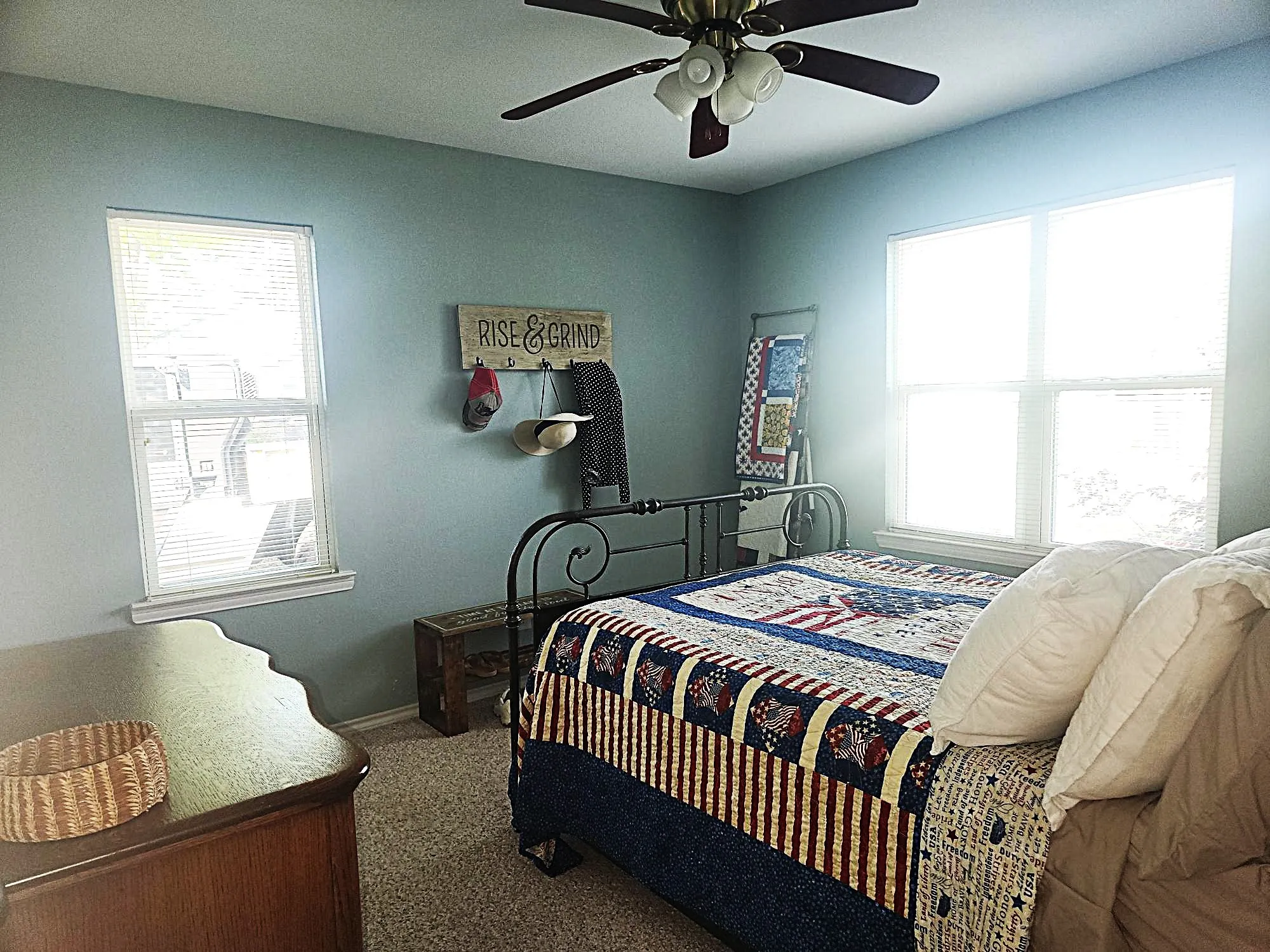 Single Family Residence For Sale in Henderson County , 112 Greenwood Drive, Trinidad, Texas 75163, 2 Bedroom, 1 Bathroom, Garage spaces, 896 Sqft, built in 1970, Preowned, mls#21216865, Real Estate Agent in Trinidad, Homes For Sale in Henderson county, Homes For Sale in Trinidad, Realtor in Trinidad Texas, Real Estate Brokerage Independent Realty Texas, Luminita Cordes Realtor