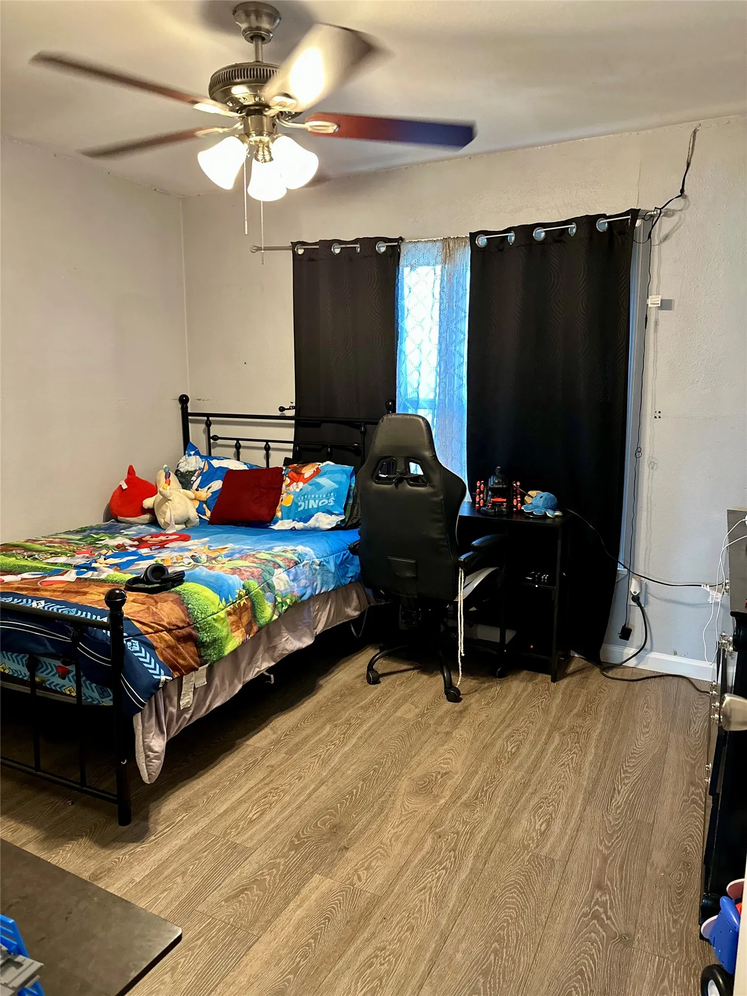 Single Family Residence For Sale in Hunt County , 4004 4th Street, Greenville, Texas 75401, 4 Bedroom, 3 Bathroom, 2 Garage spaces, 1,942 Sqft, built in 1960, Preowned, mls#21219459, Real Estate Agent in Greenville, Homes For Sale in Hunt county, Homes For Sale in Greenville, Realtor in Greenville Texas, Real Estate Brokerage Independent Realty Texas, Luminita Cordes Realtor