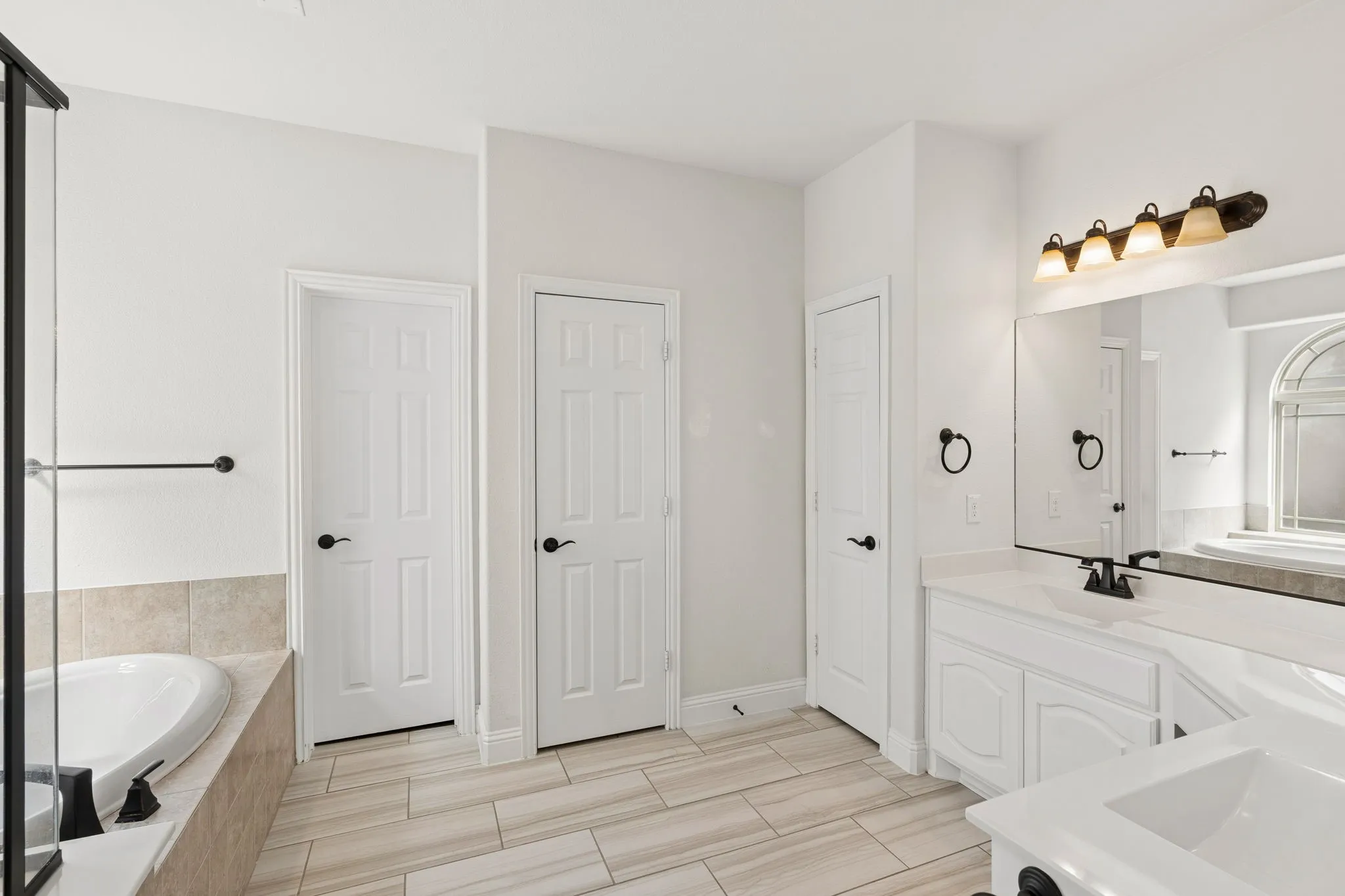 Single Family Residence For Sale in Tarrant County , 2671 Corona Drive, Grand Prairie, Texas 75054, 5 Bedroom, 4 Bathroom, 2 Garage spaces, 3,909 Sqft, built in 2020, mls#21219473, Real Estate Agent in Grand Prairie, Homes For Sale in Tarrant county, Homes For Sale in Grand Prairie, Realtor in Grand Prairie Texas, Real Estate Brokerage Independent Realty Texas, Luminita Cordes Realtor