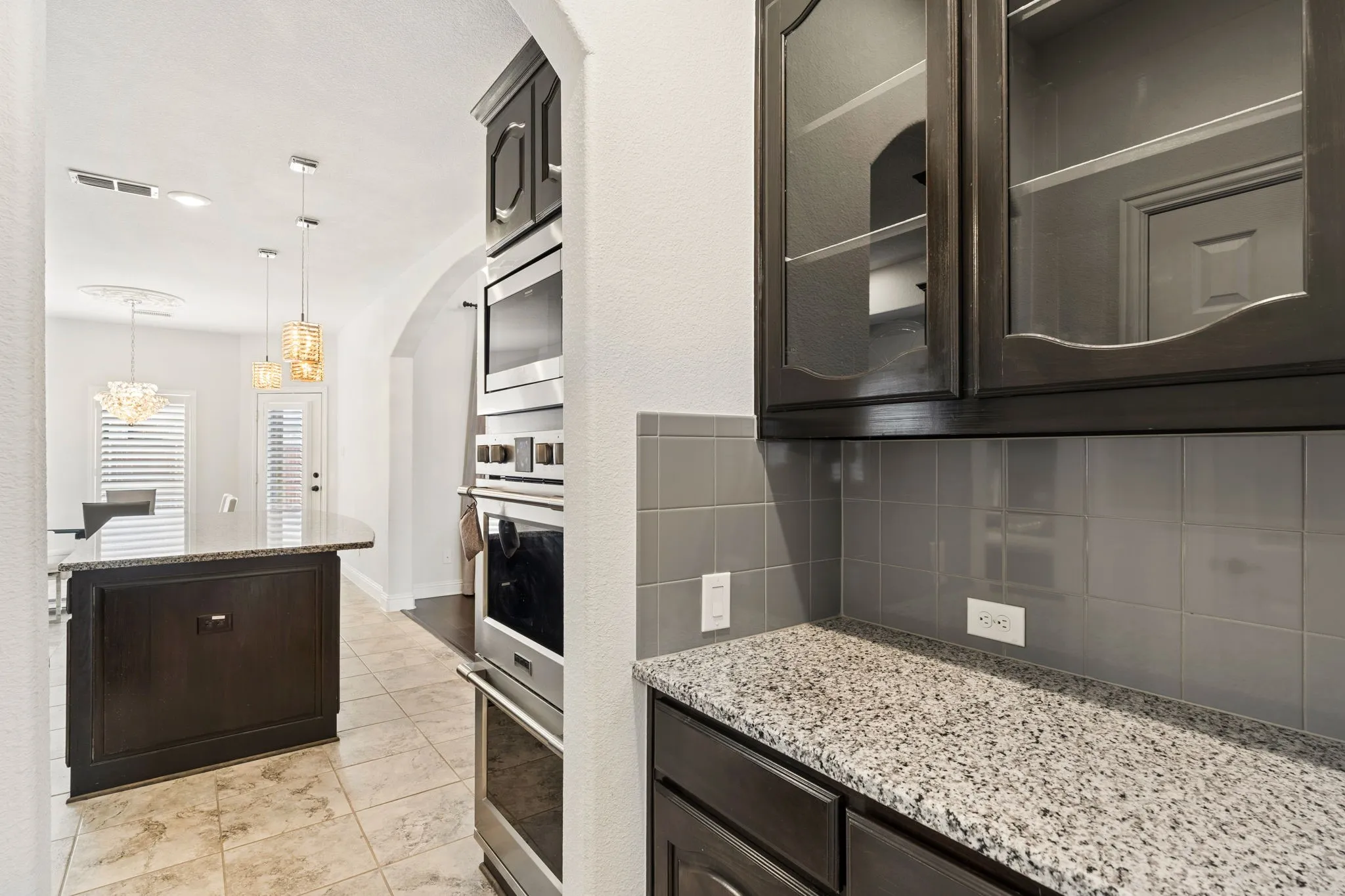 Single Family Residence For Sale in Tarrant County , 2671 Corona Drive, Grand Prairie, Texas 75054, 5 Bedroom, 4 Bathroom, 2 Garage spaces, 3,909 Sqft, built in 2020, mls#21219473, Real Estate Agent in Grand Prairie, Homes For Sale in Tarrant county, Homes For Sale in Grand Prairie, Realtor in Grand Prairie Texas, Real Estate Brokerage Independent Realty Texas, Luminita Cordes Realtor