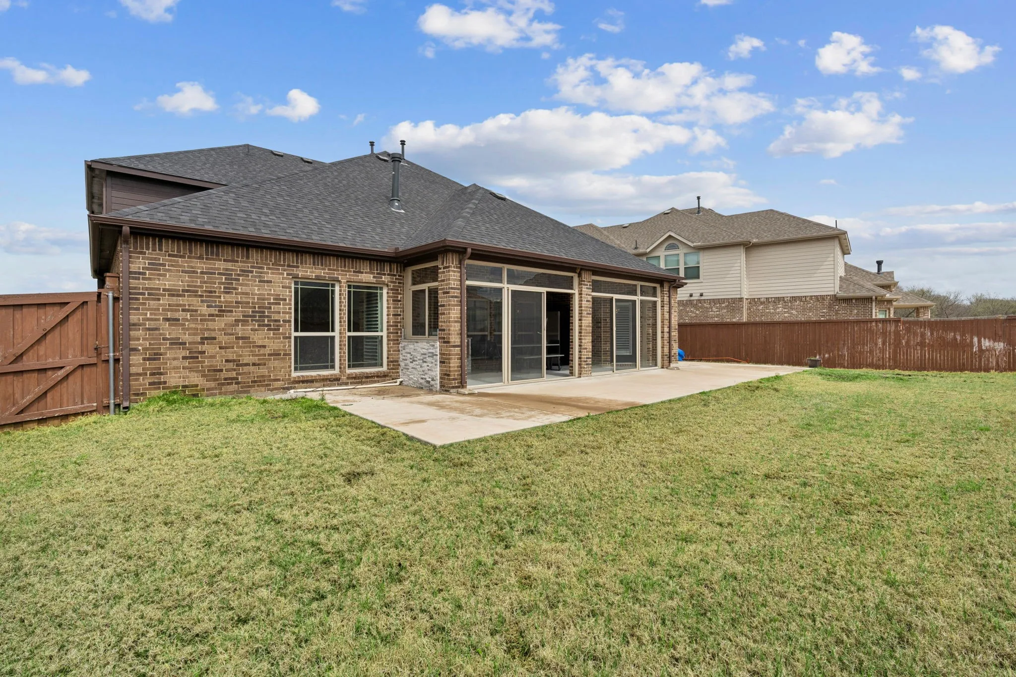 Single Family Residence For Sale in Tarrant County , 2671 Corona Drive, Grand Prairie, Texas 75054, 5 Bedroom, 4 Bathroom, 2 Garage spaces, 3,909 Sqft, built in 2020, mls#21219473, Real Estate Agent in Grand Prairie, Homes For Sale in Tarrant county, Homes For Sale in Grand Prairie, Realtor in Grand Prairie Texas, Real Estate Brokerage Independent Realty Texas, Luminita Cordes Realtor
