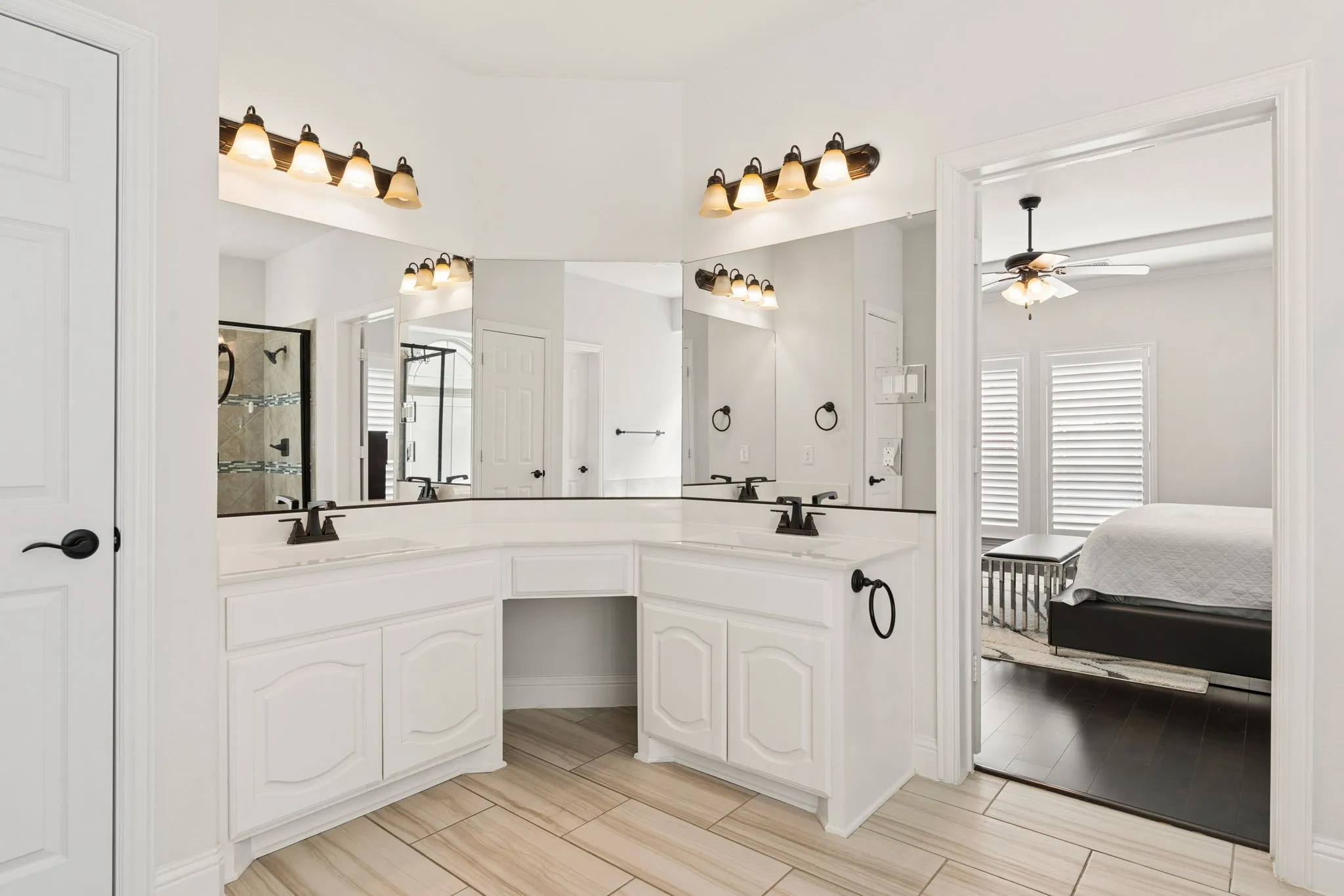 Single Family Residence For Sale in Tarrant County , 2671 Corona Drive, Grand Prairie, Texas 75054, 5 Bedroom, 4 Bathroom, 2 Garage spaces, 3,909 Sqft, built in 2020, mls#21219473, Real Estate Agent in Grand Prairie, Homes For Sale in Tarrant county, Homes For Sale in Grand Prairie, Realtor in Grand Prairie Texas, Real Estate Brokerage Independent Realty Texas, Luminita Cordes Realtor