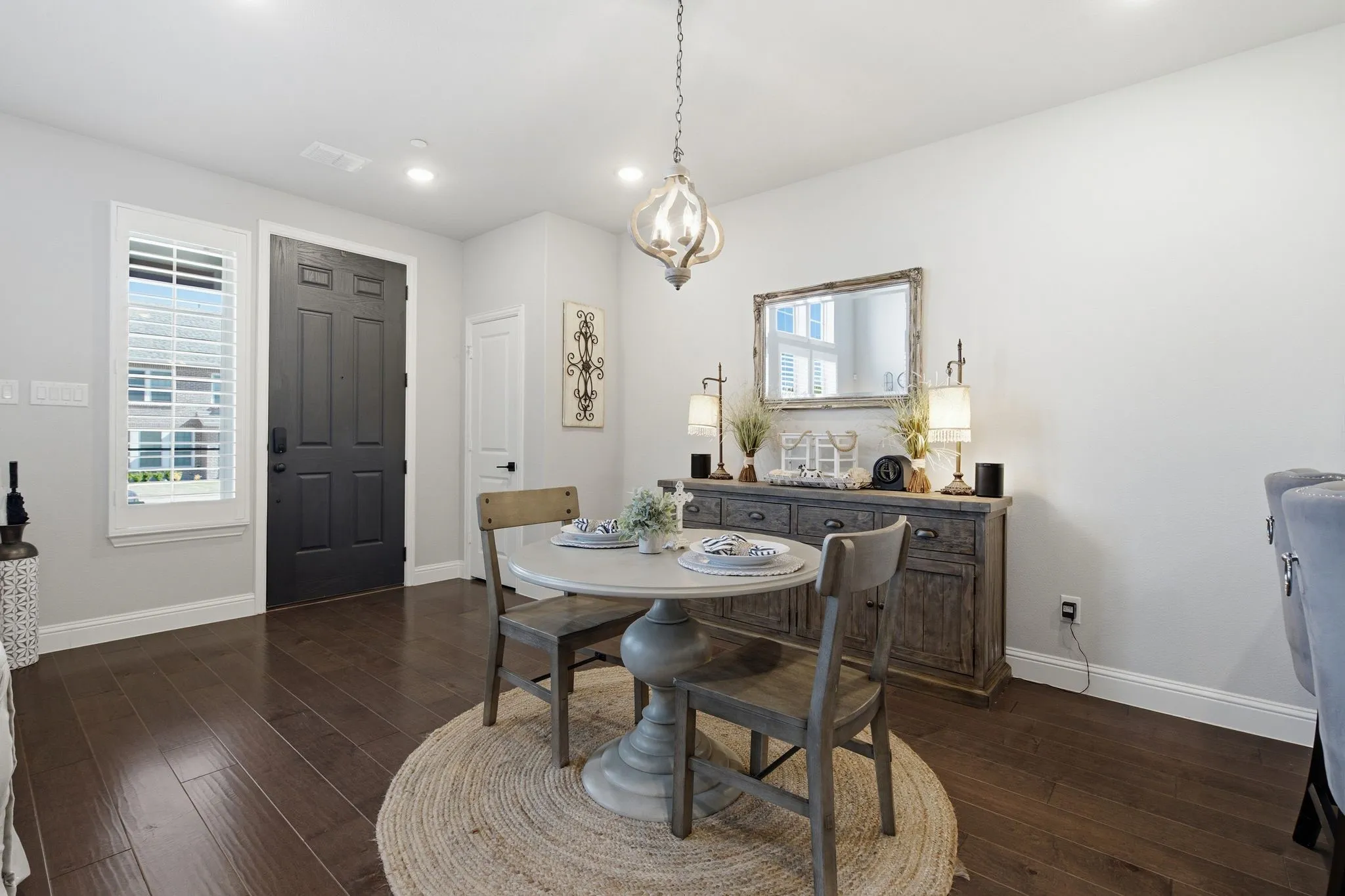 Townhouse For Sale in Collin County , 7247 Panicum Drive, Frisco, Texas 75033, 2 Bedroom, 3 Bathroom, 2 Garage spaces, 1,800 Sqft, built in 2021, Preowned, mls#21217025, Real Estate Agent in Frisco, Homes For Sale in Collin county, Homes For Sale in Frisco, Realtor in Frisco Texas, Real Estate Brokerage Independent Realty Texas, Luminita Cordes Realtor