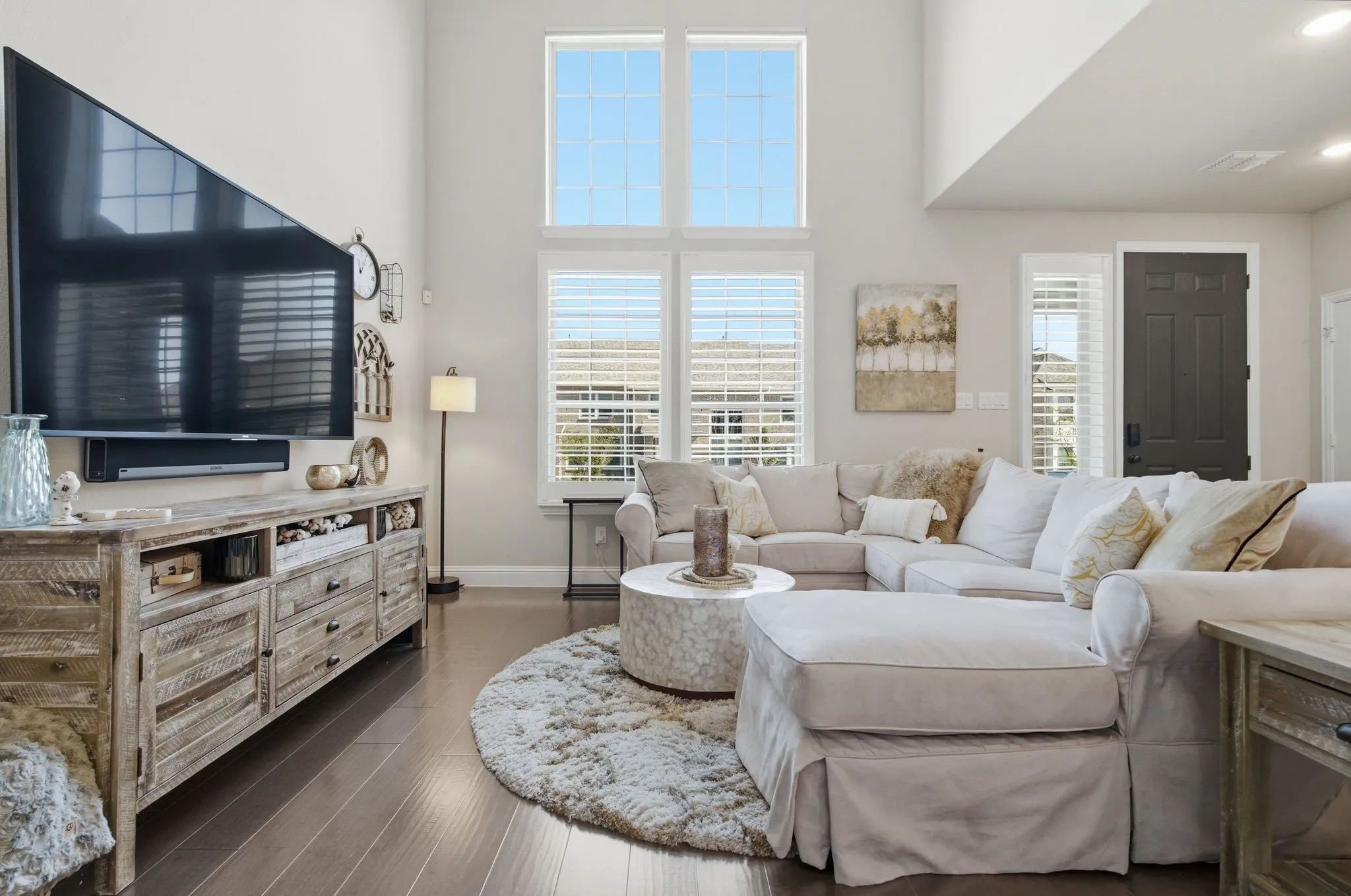 Townhouse For Sale in Collin County , 7247 Panicum Drive, Frisco, Texas 75033, 2 Bedroom, 3 Bathroom, 2 Garage spaces, 1,800 Sqft, built in 2021, Preowned, mls#21217025, Real Estate Agent in Frisco, Homes For Sale in Collin county, Homes For Sale in Frisco, Realtor in Frisco Texas, Real Estate Brokerage Independent Realty Texas, Luminita Cordes Realtor