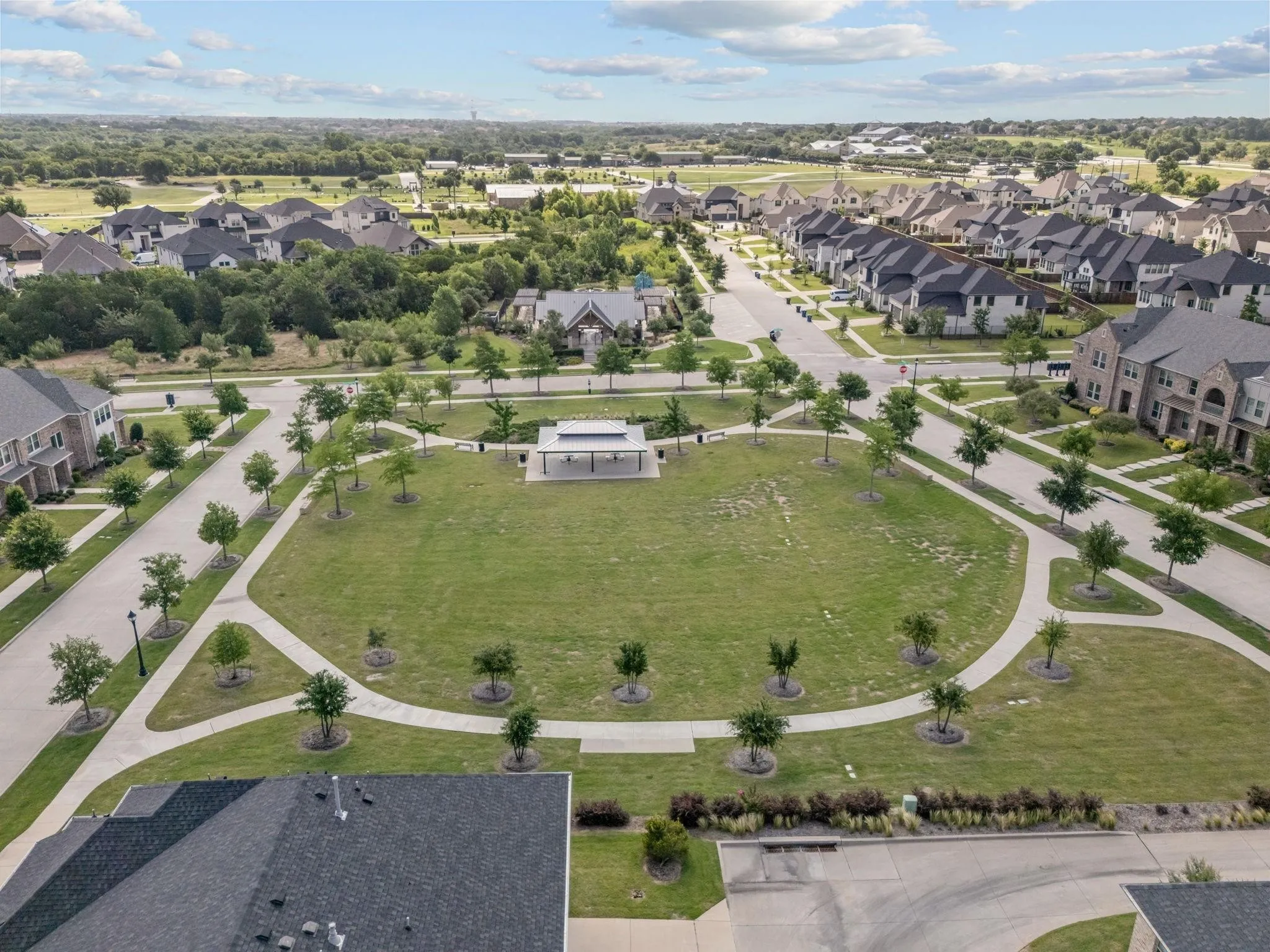 Townhouse For Sale in Collin County , 7247 Panicum Drive, Frisco, Texas 75033, 2 Bedroom, 3 Bathroom, 2 Garage spaces, 1,800 Sqft, built in 2021, Preowned, mls#21217025, Real Estate Agent in Frisco, Homes For Sale in Collin county, Homes For Sale in Frisco, Realtor in Frisco Texas, Real Estate Brokerage Independent Realty Texas, Luminita Cordes Realtor