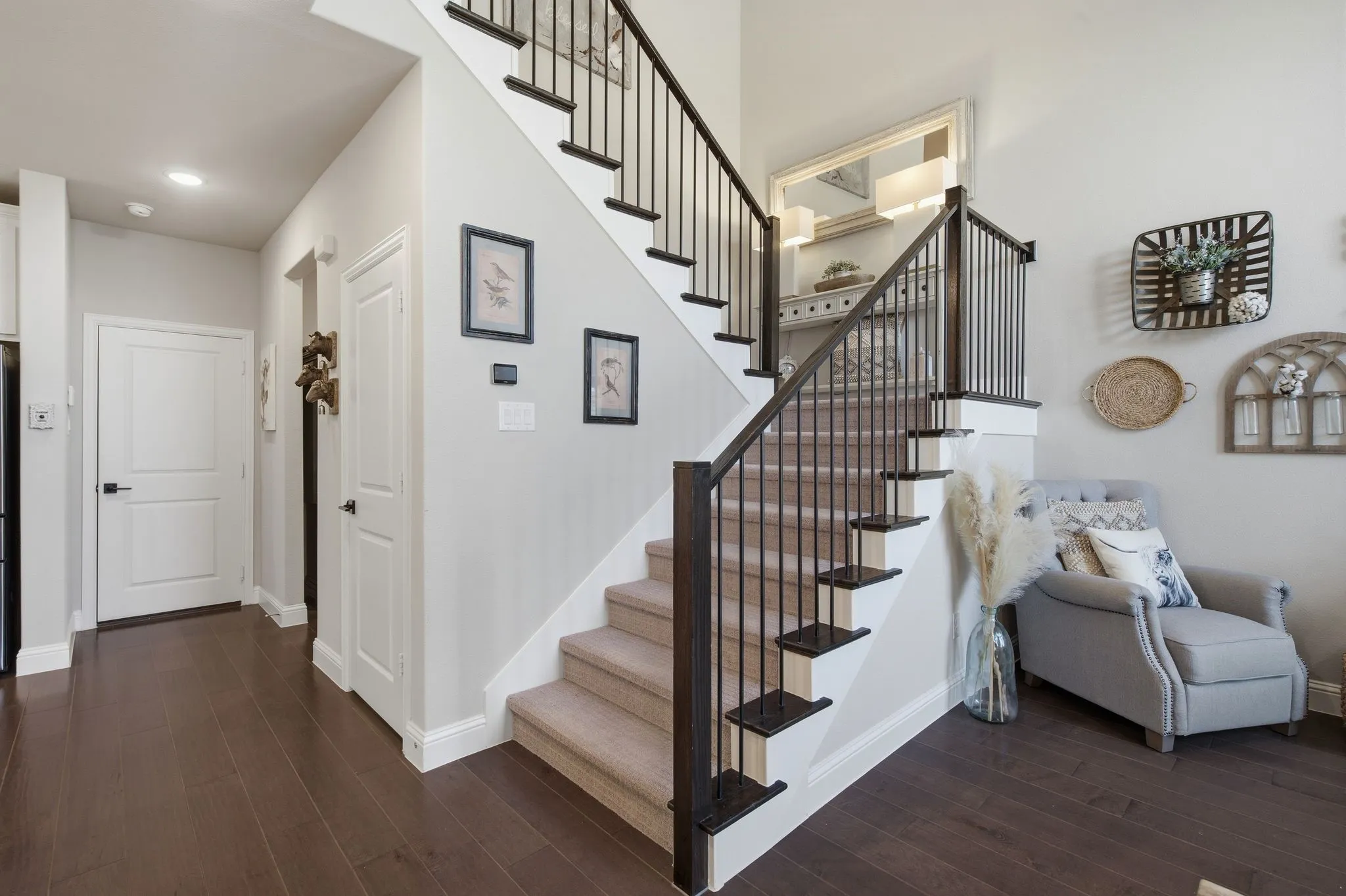 Townhouse For Sale in Collin County , 7247 Panicum Drive, Frisco, Texas 75033, 2 Bedroom, 3 Bathroom, 2 Garage spaces, 1,800 Sqft, built in 2021, Preowned, mls#21217025, Real Estate Agent in Frisco, Homes For Sale in Collin county, Homes For Sale in Frisco, Realtor in Frisco Texas, Real Estate Brokerage Independent Realty Texas, Luminita Cordes Realtor