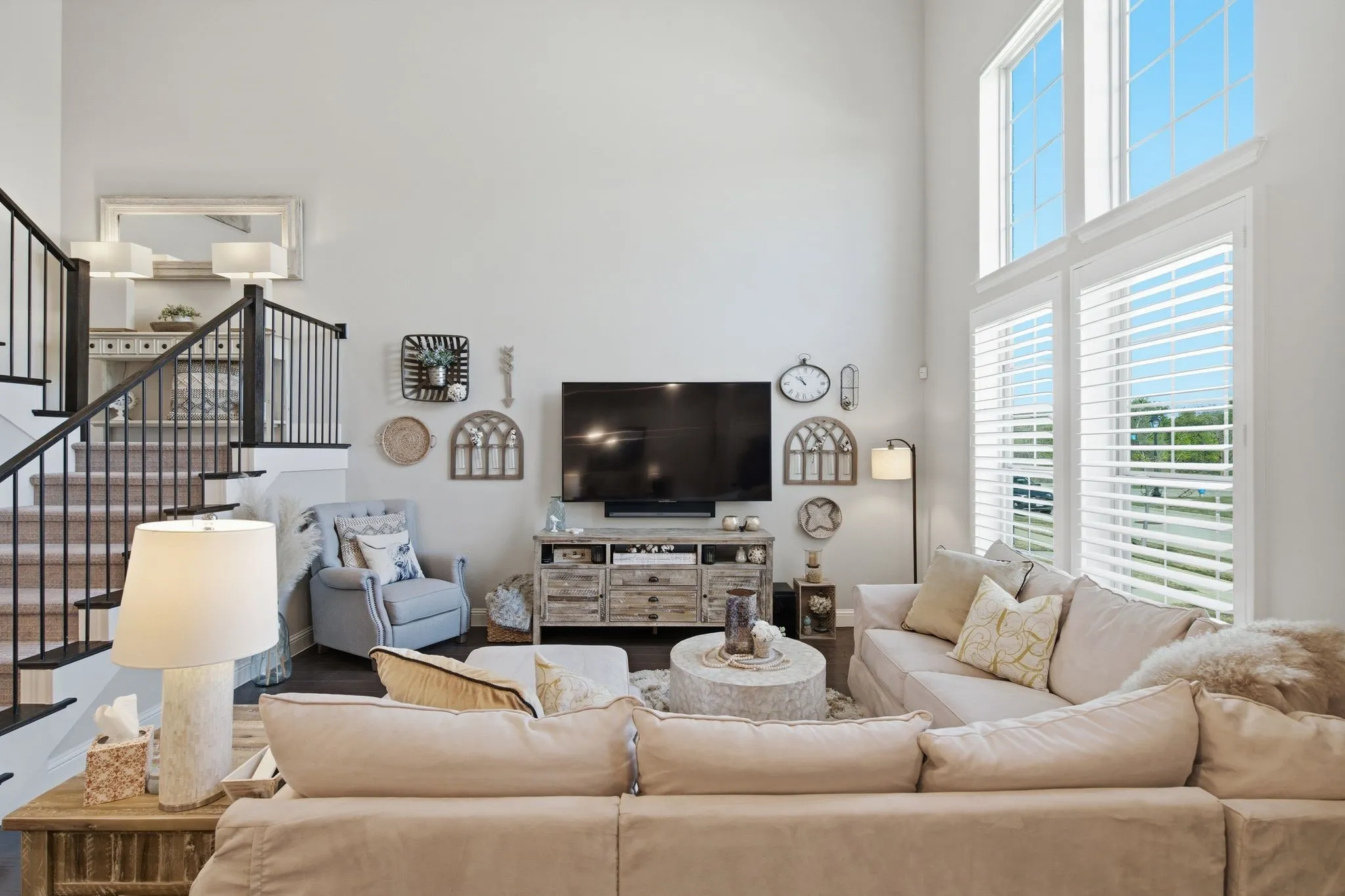 Townhouse For Sale in Collin County , 7247 Panicum Drive, Frisco, Texas 75033, 2 Bedroom, 3 Bathroom, 2 Garage spaces, 1,800 Sqft, built in 2021, Preowned, mls#21217025, Real Estate Agent in Frisco, Homes For Sale in Collin county, Homes For Sale in Frisco, Realtor in Frisco Texas, Real Estate Brokerage Independent Realty Texas, Luminita Cordes Realtor