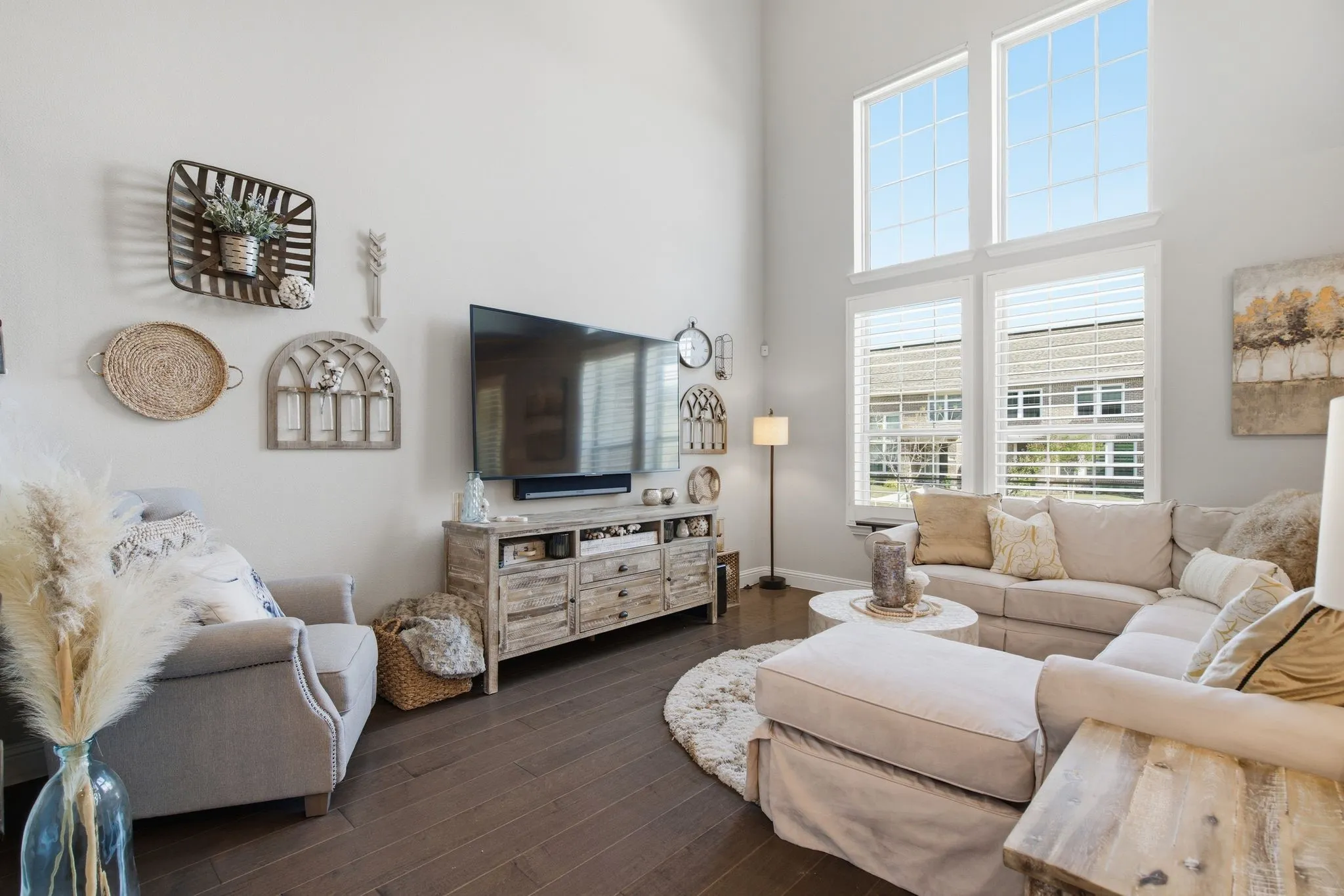 Townhouse For Sale in Collin County , 7247 Panicum Drive, Frisco, Texas 75033, 2 Bedroom, 3 Bathroom, 2 Garage spaces, 1,800 Sqft, built in 2021, Preowned, mls#21217025, Real Estate Agent in Frisco, Homes For Sale in Collin county, Homes For Sale in Frisco, Realtor in Frisco Texas, Real Estate Brokerage Independent Realty Texas, Luminita Cordes Realtor