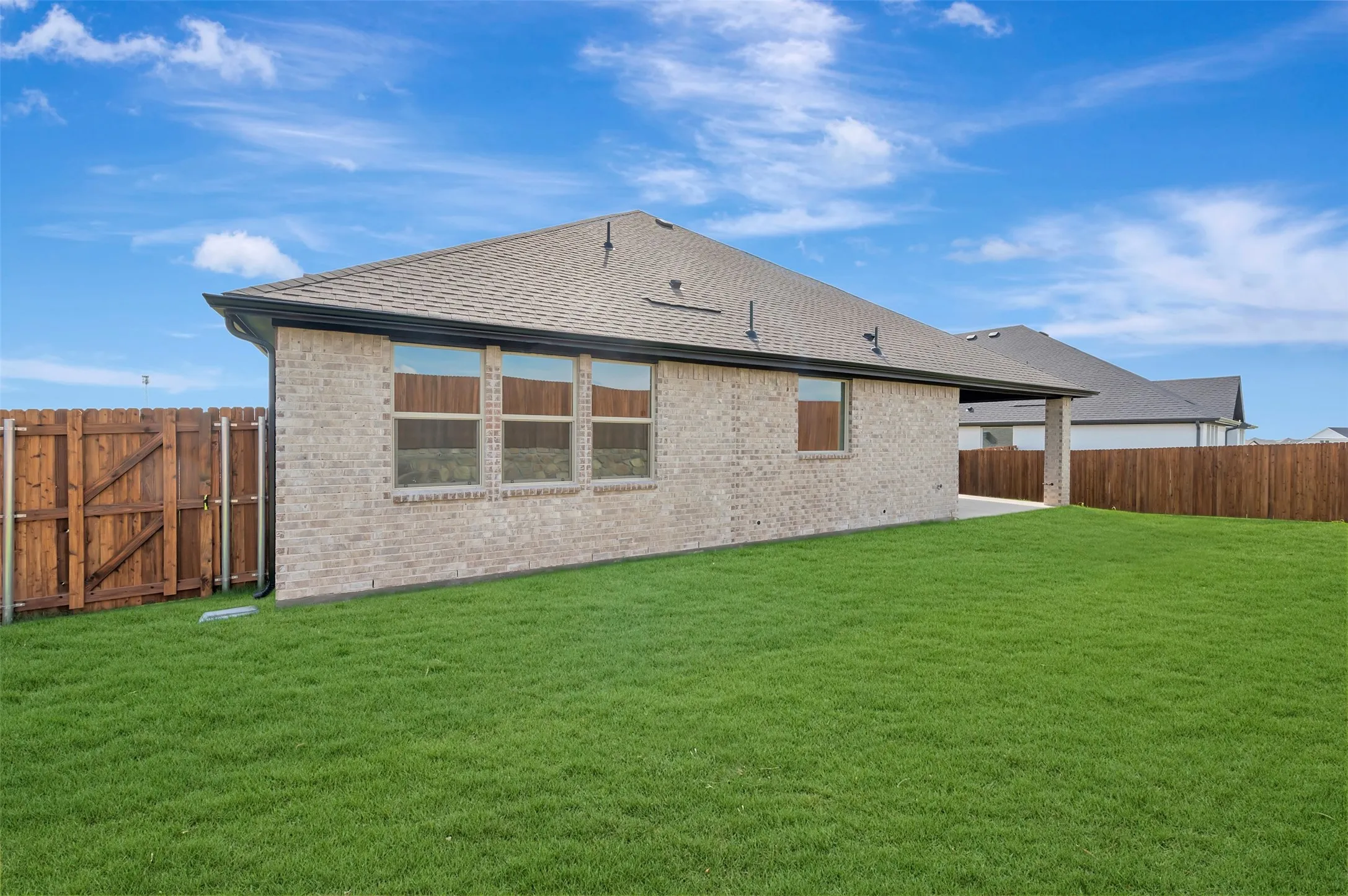 Single Family Residence For Sale in Collin County , 1259 Umber Willow Drive, Lavon, Texas 75166, 4 Bedroom, 3 Bathroom, 3 Garage spaces, 2,825 Sqft, built in 2026, New Construction - Incomplete, mls#21219534, Real Estate Agent in Lavon, Homes For Sale in Collin county, Homes For Sale in Lavon, Realtor in Lavon Texas, Real Estate Brokerage Independent Realty Texas, Luminita Cordes Realtor