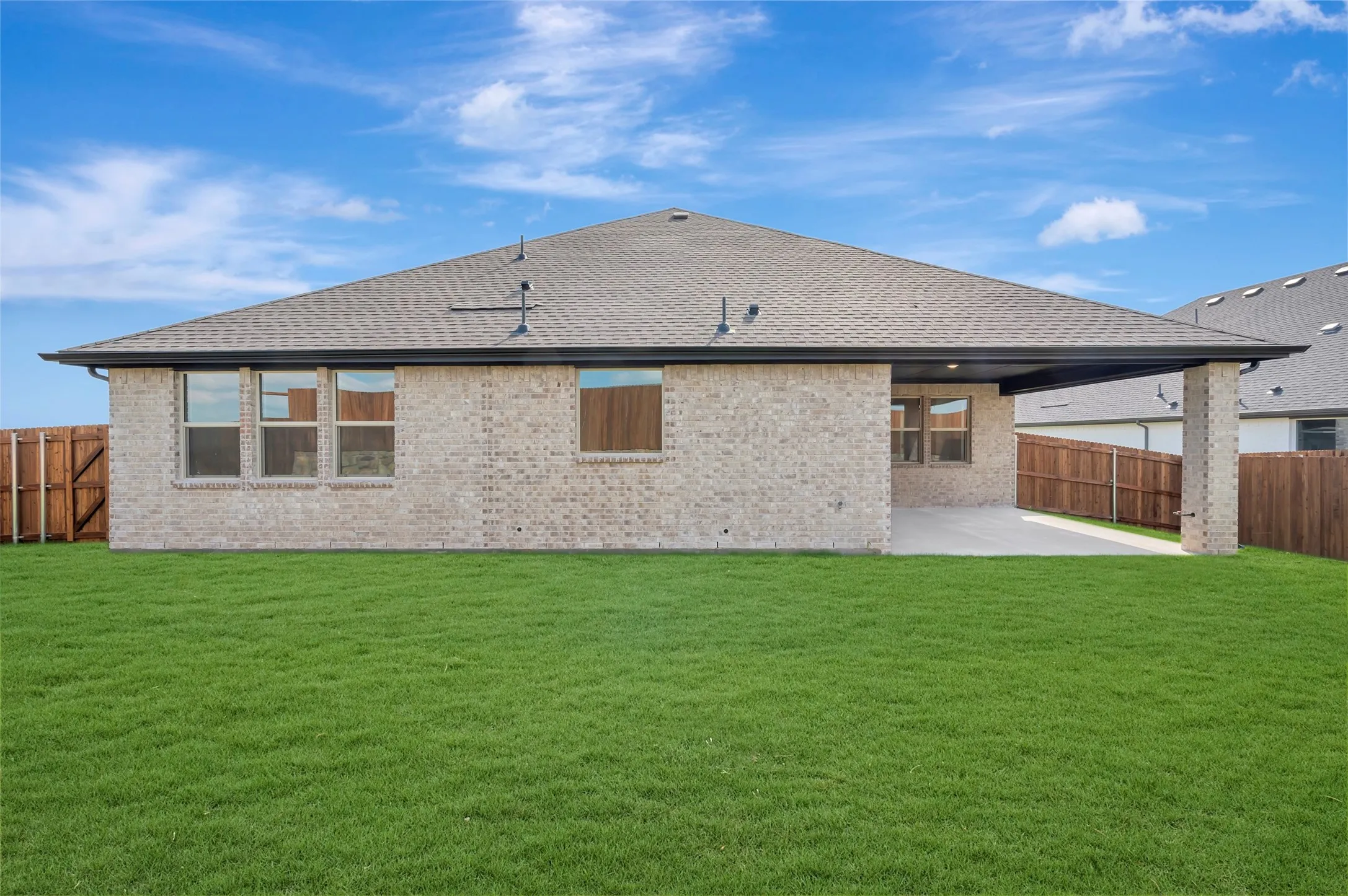 Single Family Residence For Sale in Collin County , 1259 Umber Willow Drive, Lavon, Texas 75166, 4 Bedroom, 3 Bathroom, 3 Garage spaces, 2,825 Sqft, built in 2026, New Construction - Incomplete, mls#21219534, Real Estate Agent in Lavon, Homes For Sale in Collin county, Homes For Sale in Lavon, Realtor in Lavon Texas, Real Estate Brokerage Independent Realty Texas, Luminita Cordes Realtor