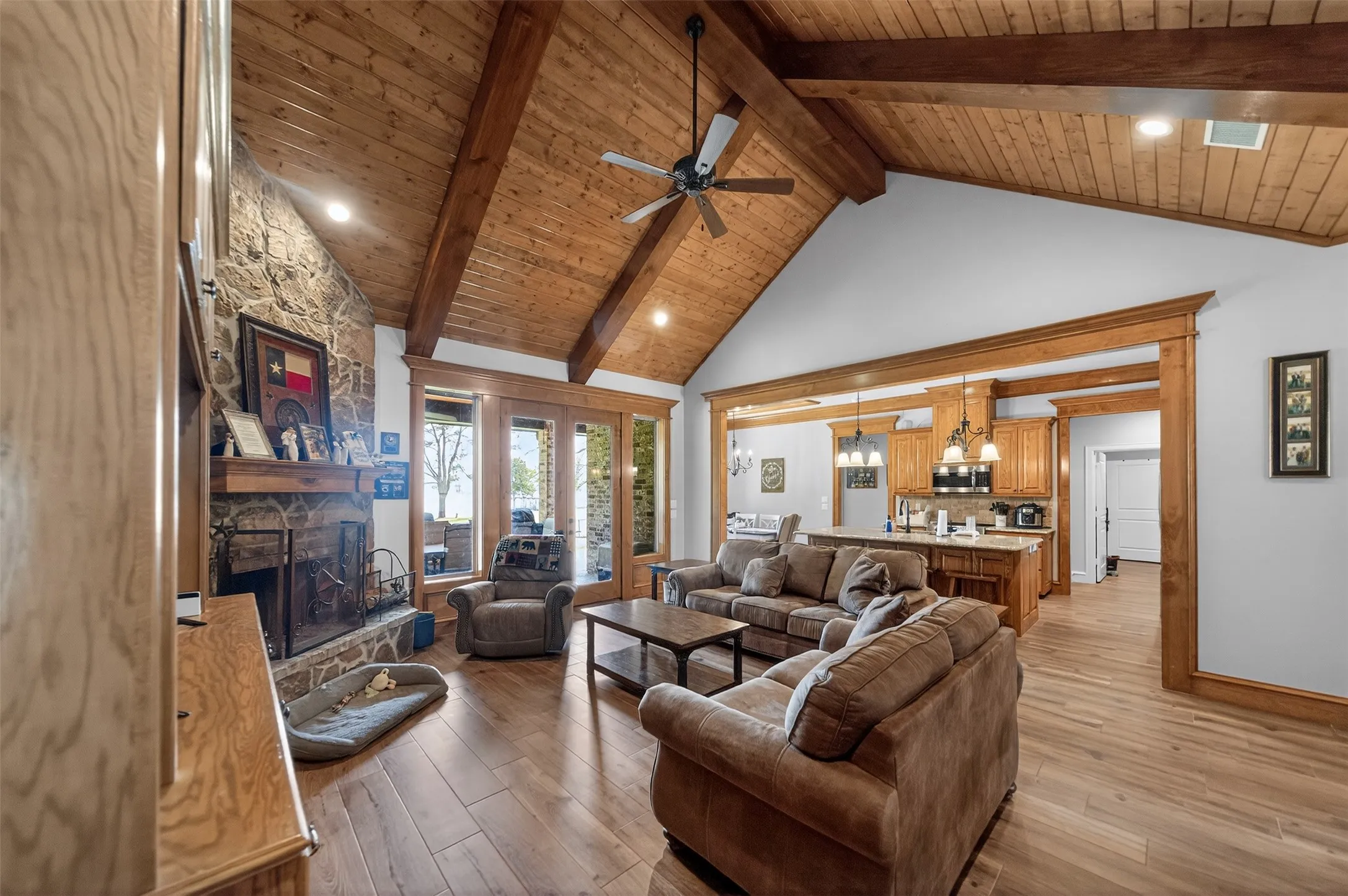 Single Family Residence For Sale in Henderson County , 10227 County Road 4101, Frankston, Texas 75763, 4 Bedroom, 2 Bathroom, 2 Garage spaces, 2,113 Sqft, built in 2019, mls#21218943, Real Estate Agent in Frankston, Homes For Sale in Henderson county, Homes For Sale in Frankston, Realtor in Frankston Texas, Real Estate Brokerage Independent Realty Texas, Luminita Cordes Realtor