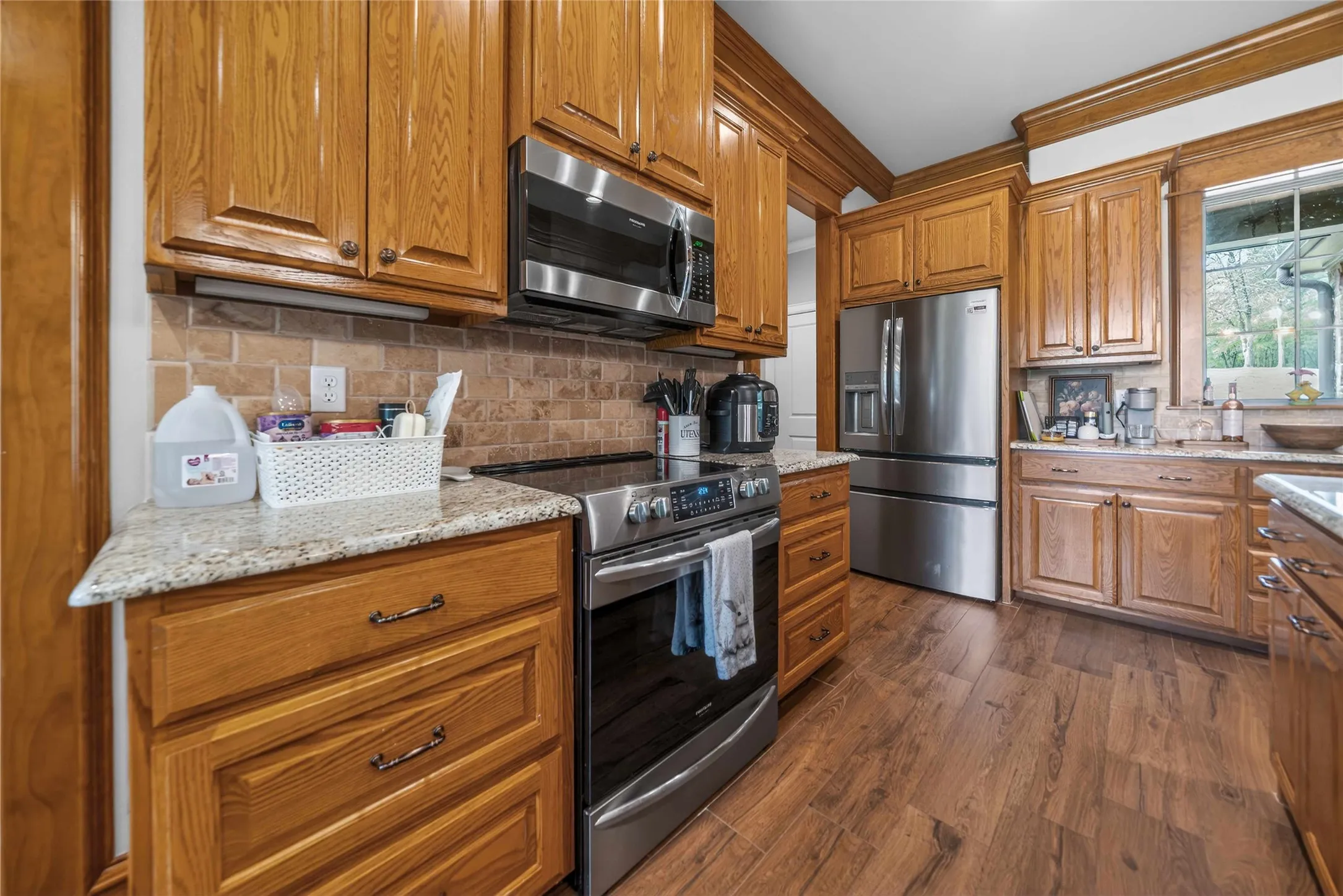 Single Family Residence For Sale in Henderson County , 10227 County Road 4101, Frankston, Texas 75763, 4 Bedroom, 2 Bathroom, 2 Garage spaces, 2,113 Sqft, built in 2019, mls#21218943, Real Estate Agent in Frankston, Homes For Sale in Henderson county, Homes For Sale in Frankston, Realtor in Frankston Texas, Real Estate Brokerage Independent Realty Texas, Luminita Cordes Realtor