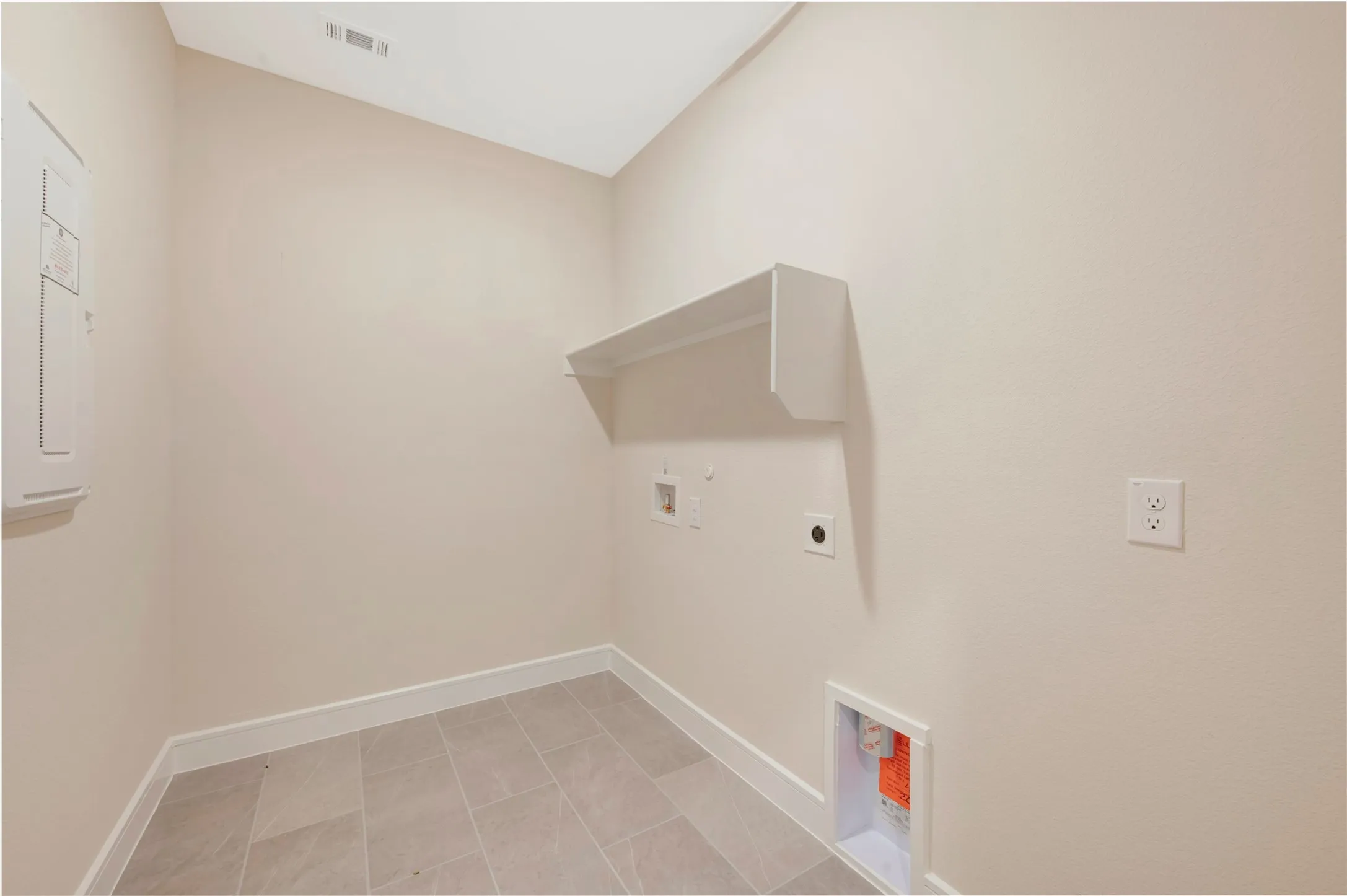 Single Family Residence For Sale in Collin County , 1185 Honey Falls Lane, Lavon, Texas 75166, 4 Bedroom, 3 Bathroom, 3 Garage spaces, 2,825 Sqft, built in 2026, New Construction - Incomplete, mls#21219618, Real Estate Agent in Lavon, Homes For Sale in Collin county, Homes For Sale in Lavon, Realtor in Lavon Texas, Real Estate Brokerage Independent Realty Texas, Luminita Cordes Realtor