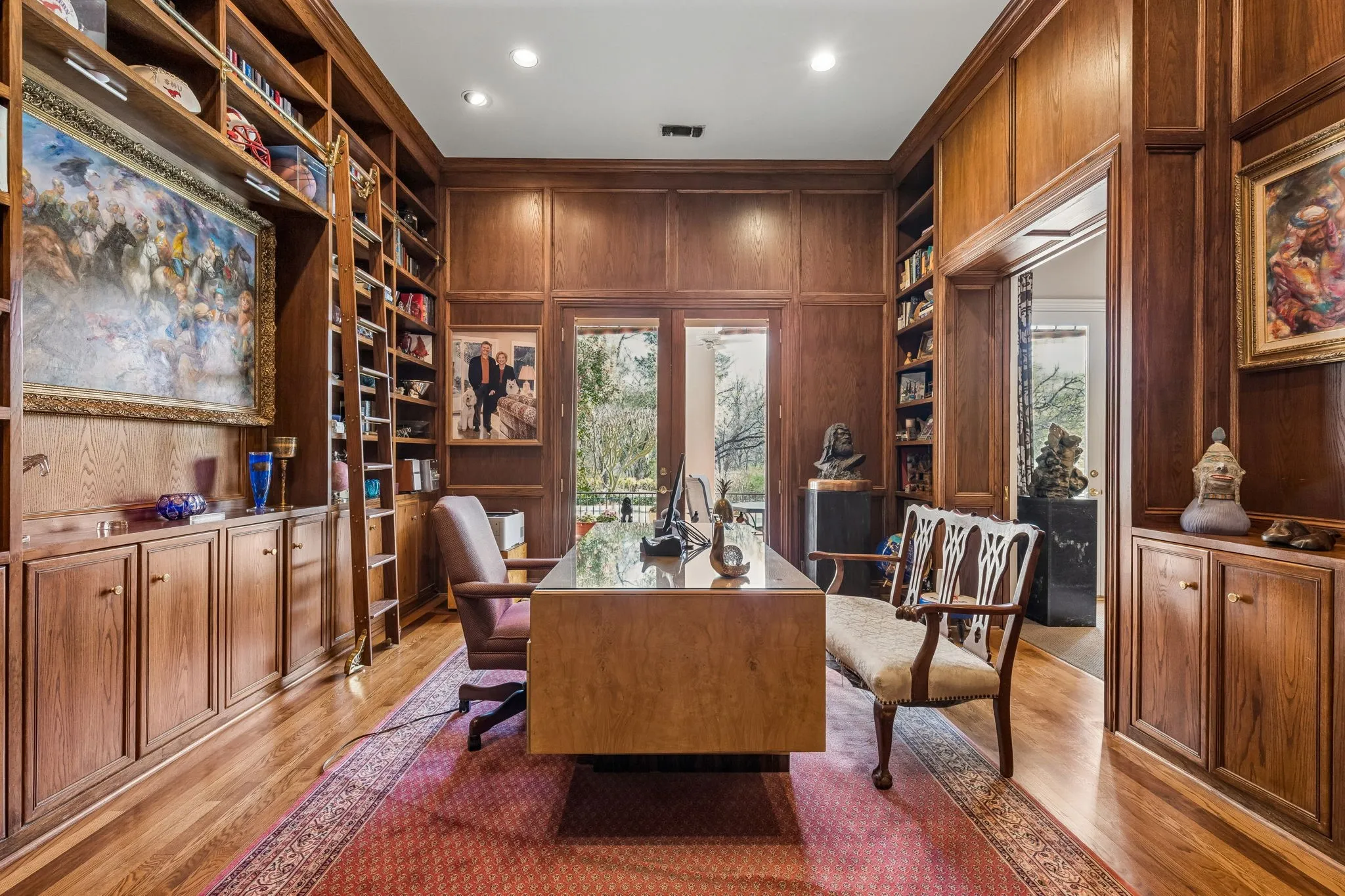 Single Family Residence For Sale in Dallas County , 14900 Winnwood Road, Addison, Texas 75254, 3 Bedroom, 4 Bathroom, 2 Garage spaces, 4,162 Sqft, built in 1990, Preowned, mls#21200576, Real Estate Agent in Addison, Homes For Sale in Dallas county, Homes For Sale in Addison, Realtor in Addison Texas, Real Estate Brokerage Independent Realty Texas, Luminita Cordes Realtor