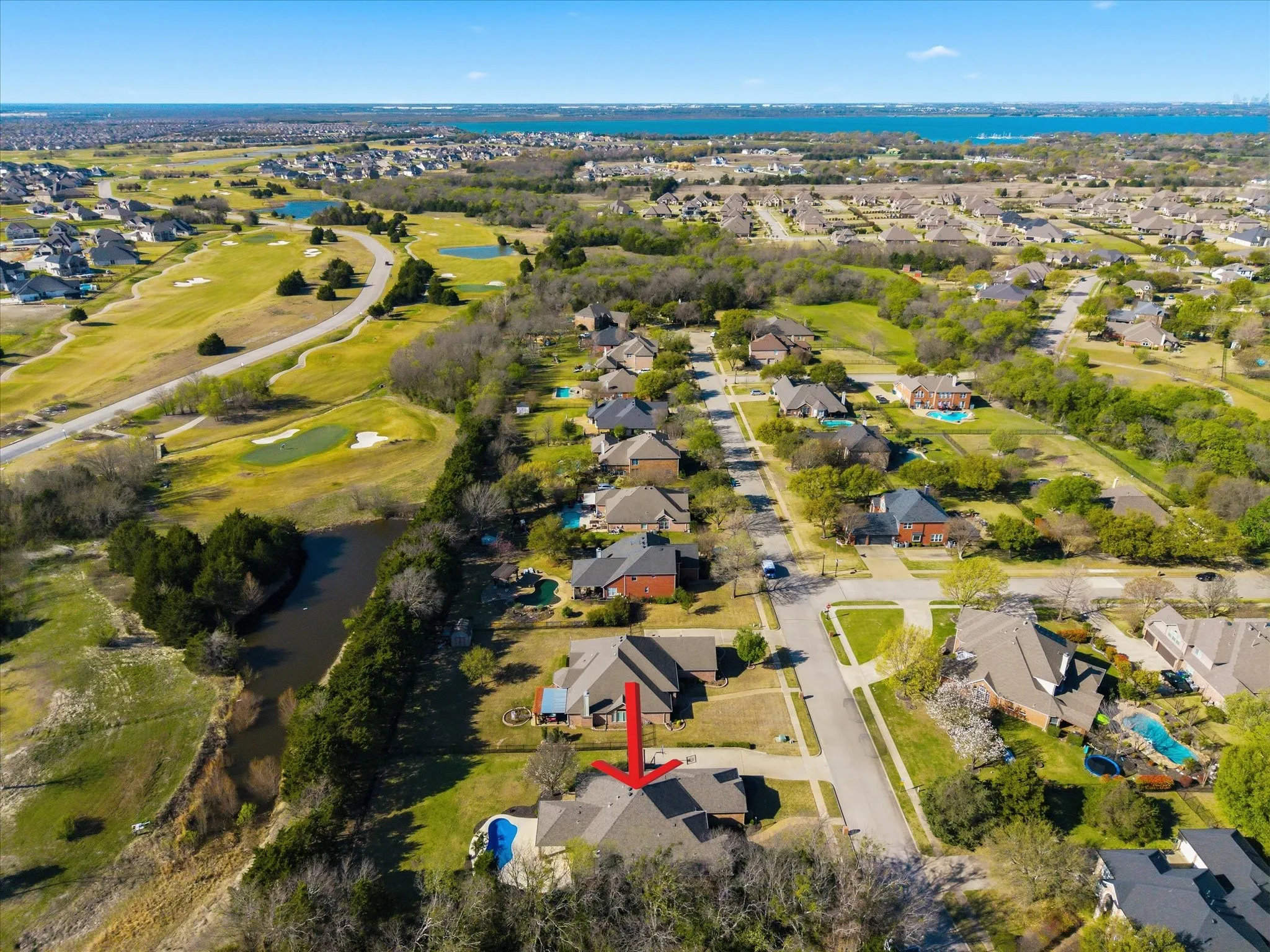 Single Family Residence For Sale in Rockwall County , 200 Stanford Court, Heath, Texas 75032, 4 Bedroom, 2 Bathroom, 3 Garage spaces, 2,542 Sqft, built in 2002, Preowned, mls#21219609, Real Estate Agent in Heath, Homes For Sale in Rockwall county, Homes For Sale in Heath, Realtor in Heath Texas, Real Estate Brokerage Independent Realty Texas, Luminita Cordes Realtor