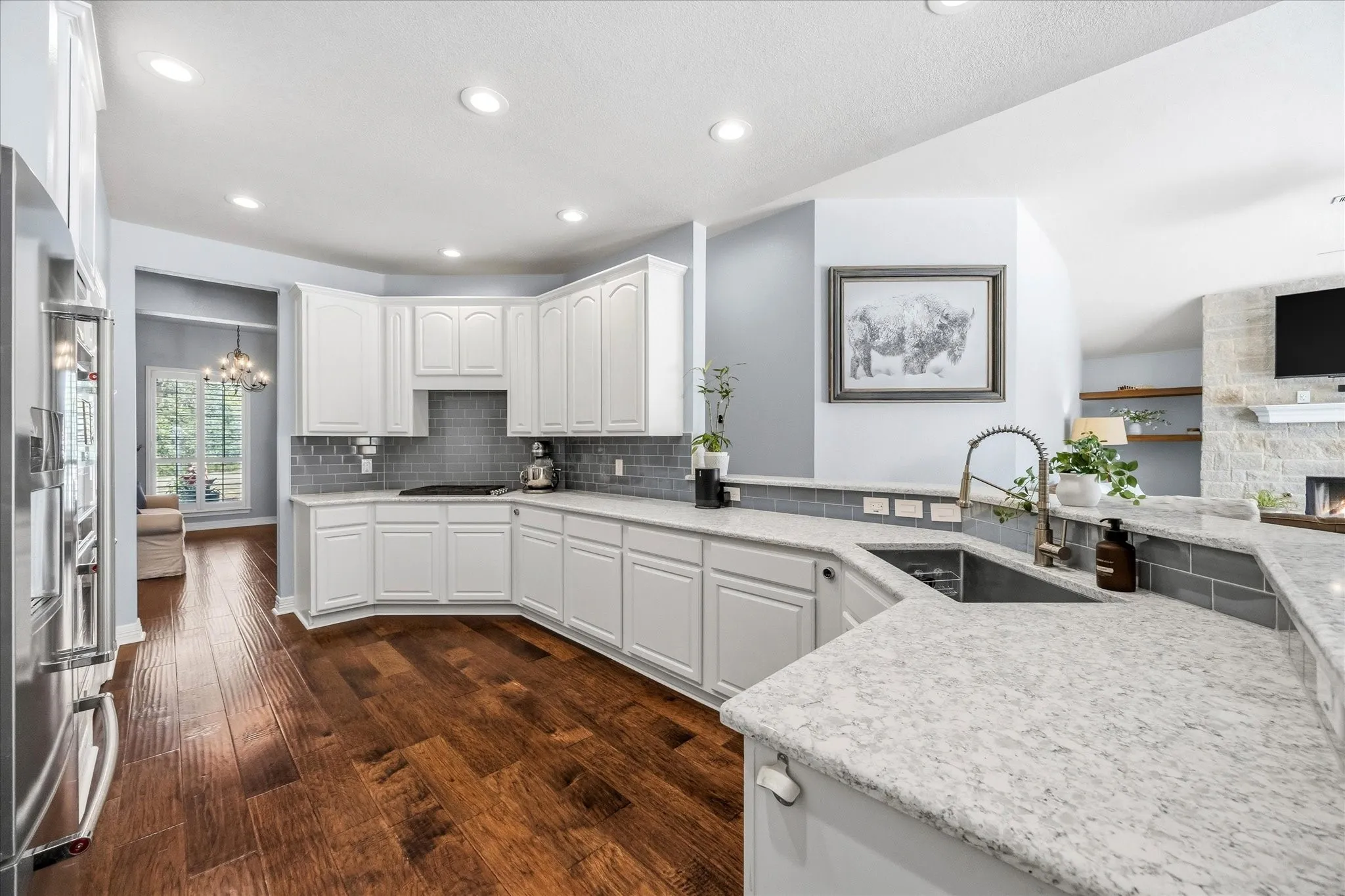 Single Family Residence For Sale in Rockwall County , 200 Stanford Court, Heath, Texas 75032, 4 Bedroom, 2 Bathroom, 3 Garage spaces, 2,542 Sqft, built in 2002, Preowned, mls#21219609, Real Estate Agent in Heath, Homes For Sale in Rockwall county, Homes For Sale in Heath, Realtor in Heath Texas, Real Estate Brokerage Independent Realty Texas, Luminita Cordes Realtor
