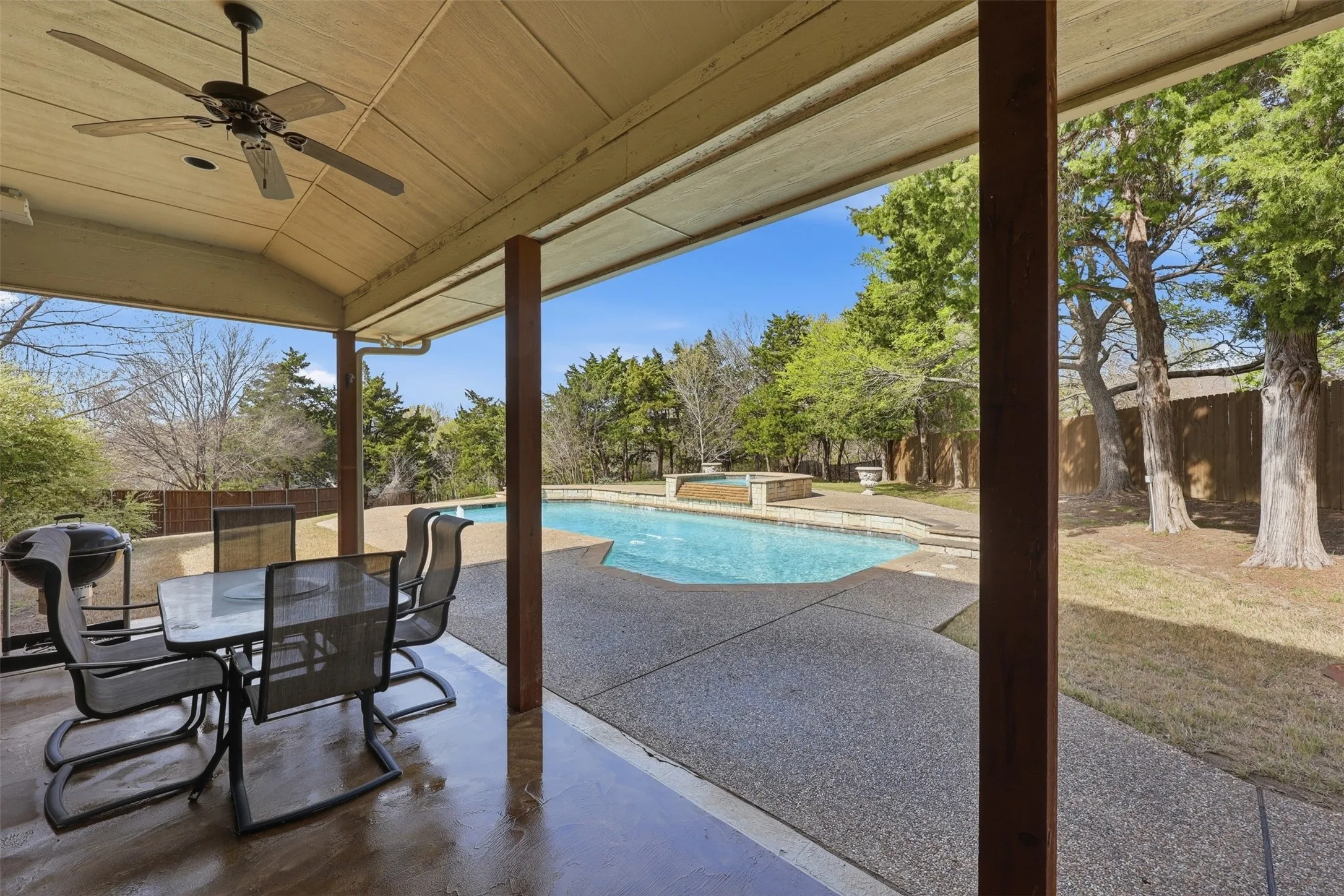 Single Family Residence For Sale in Ellis County , 150 Sequoia Court, Midlothian, Texas 76065, 4 Bedroom, 3 Bathroom, 3 Garage spaces, 3,612 Sqft, built in 2003, mls#21213395, Real Estate Agent in Midlothian, Homes For Sale in Ellis county, Homes For Sale in Midlothian, Realtor in Midlothian Texas, Real Estate Brokerage Independent Realty Texas, Luminita Cordes Realtor