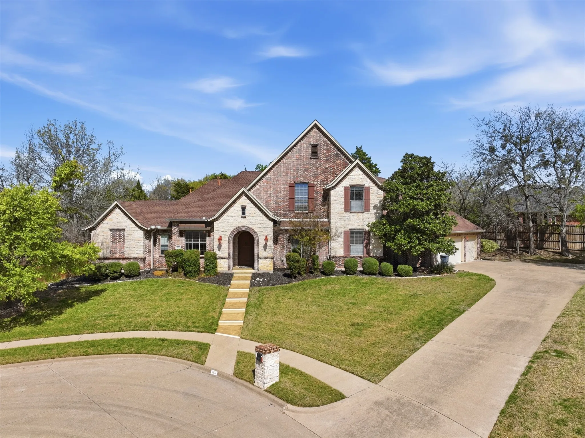 Single Family Residence For Sale in Ellis County , 150 Sequoia Court, Midlothian, Texas 76065, 4 Bedroom, 3 Bathroom, 3 Garage spaces, 3,612 Sqft, built in 2003, mls#21213395, Real Estate Agent in Midlothian, Homes For Sale in Ellis county, Homes For Sale in Midlothian, Realtor in Midlothian Texas, Real Estate Brokerage Independent Realty Texas, Luminita Cordes Realtor