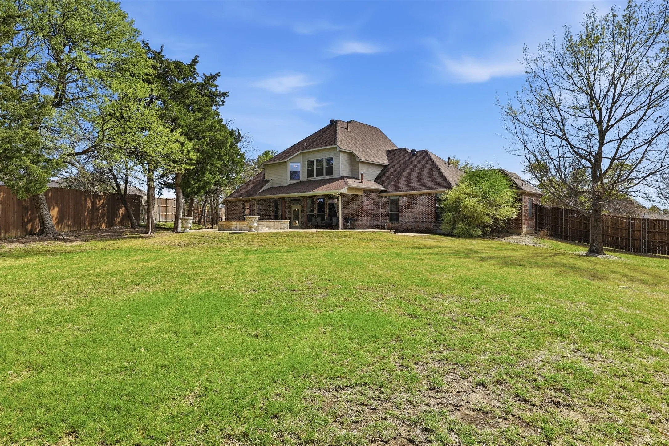 Single Family Residence For Sale in Ellis County , 150 Sequoia Court, Midlothian, Texas 76065, 4 Bedroom, 3 Bathroom, 3 Garage spaces, 3,612 Sqft, built in 2003, mls#21213395, Real Estate Agent in Midlothian, Homes For Sale in Ellis county, Homes For Sale in Midlothian, Realtor in Midlothian Texas, Real Estate Brokerage Independent Realty Texas, Luminita Cordes Realtor