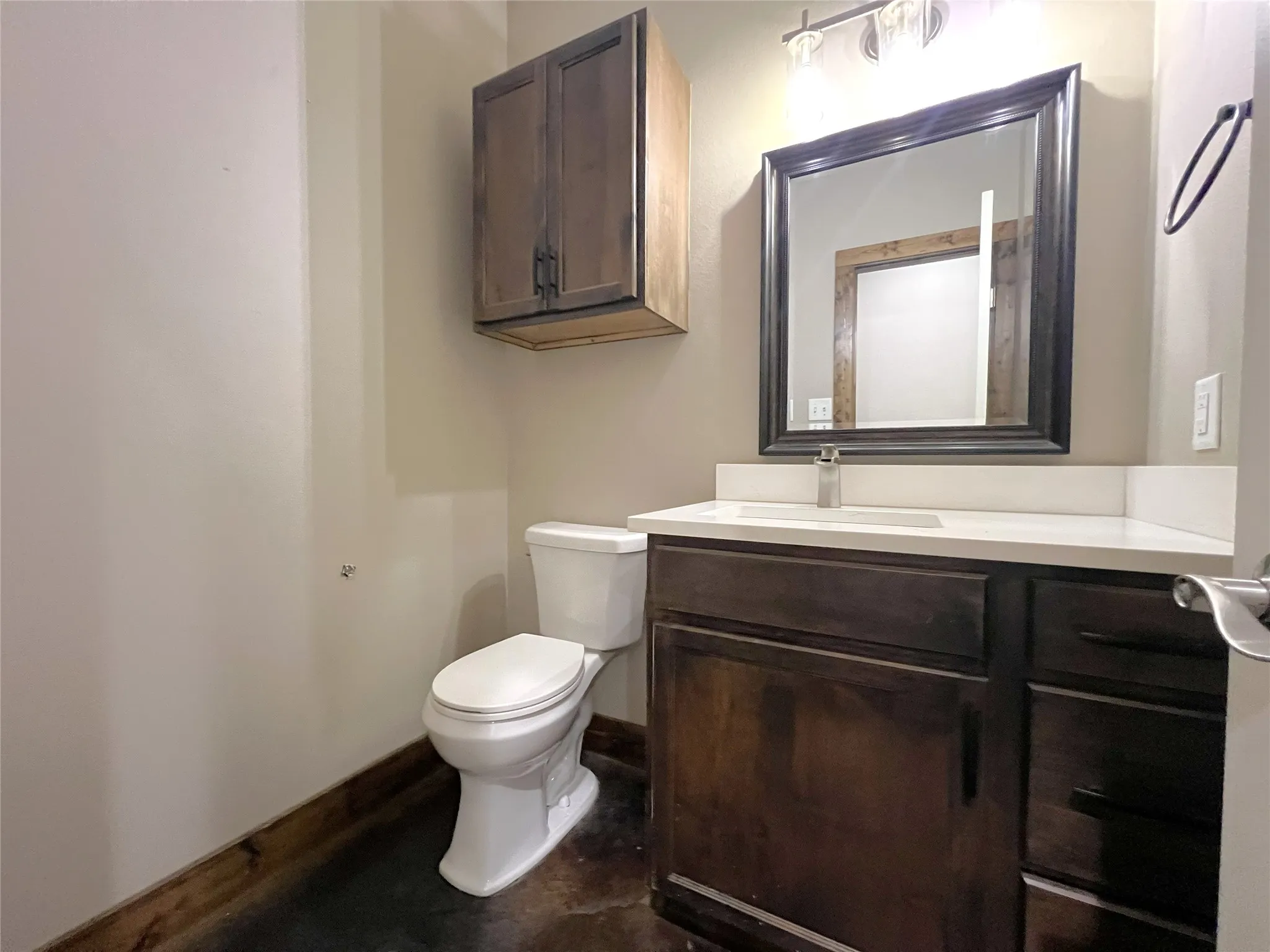 Single Family Residence For Sale in Hopkins County , 511 Interstate Highway 30 E, Sulphur Springs, Texas 75482, 3 Bedrooms, 3 Bathrooms, 2 Garage spaces, 2,701 Sqft, built in 2020, Preowned, Price $550,000, mls#21211236, Real Estate Agent in Sulphur Springs, Homes For Sale in Hopkins county, Homes For Sale in Sulphur Springs, Realtor in Sulphur Springs Texas, Real Estate Brokerage Independent Realty Texas, Luminita Cordes Realtor