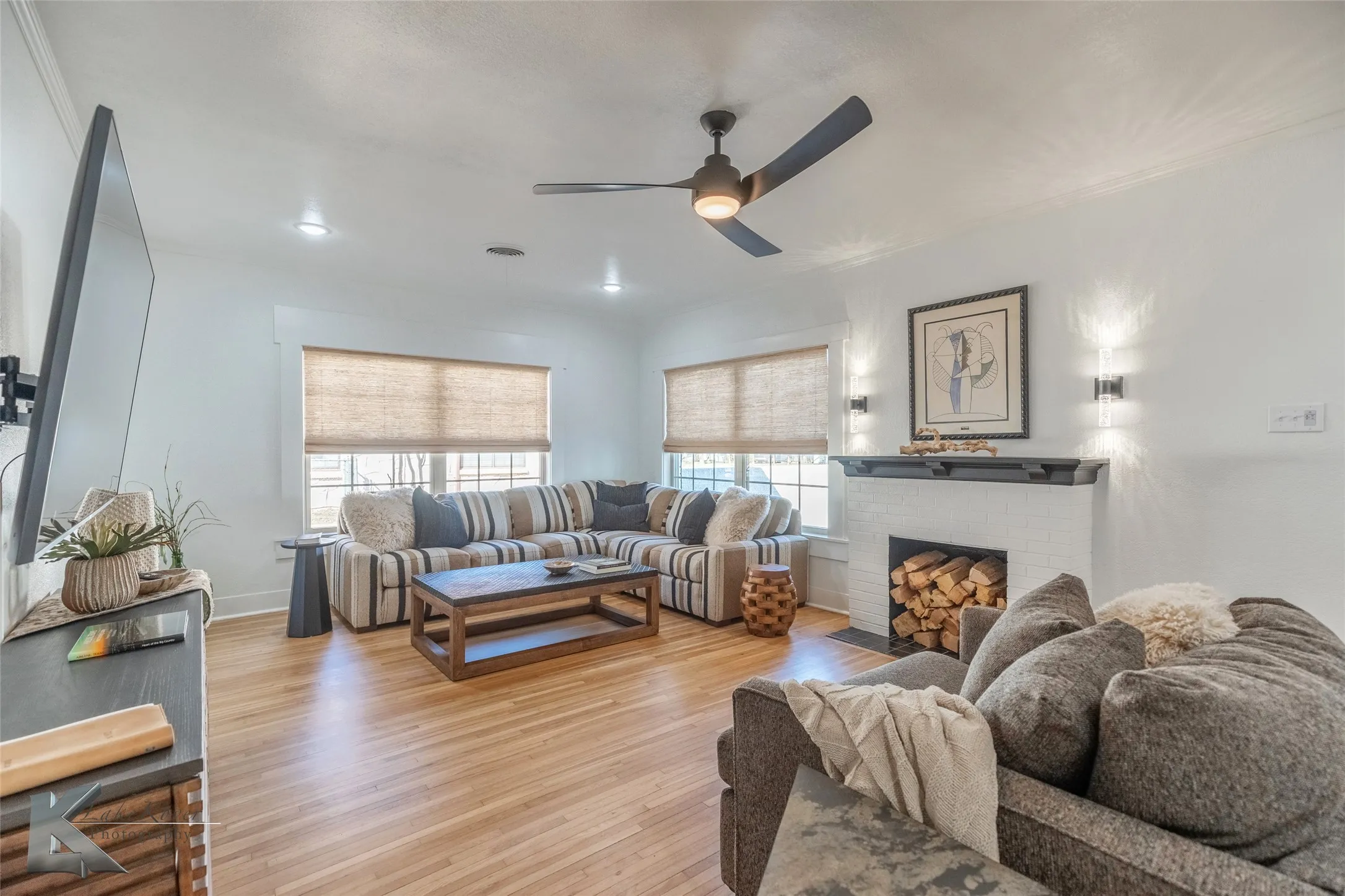 Single Family Residence For Sale in Taylor County , 1934 Sayles Boulevard, Abilene, Texas 79605, 4 Bedrooms, 3 Bathrooms, Garage spaces, 1,989 Sqft, built in 1932, Preowned, Price $349,900, mls#21219666, Real Estate Agent in Abilene, Homes For Sale in Taylor county, Homes For Sale in Abilene, Realtor in Abilene Texas, Real Estate Brokerage Independent Realty Texas, Luminita Cordes Realtor