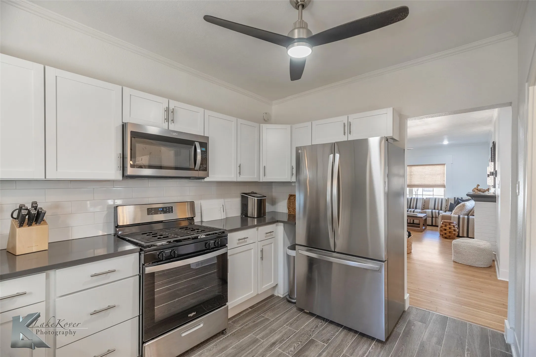 Single Family Residence For Sale in Taylor County , 1934 Sayles Boulevard, Abilene, Texas 79605, 4 Bedrooms, 3 Bathrooms, Garage spaces, 1,989 Sqft, built in 1932, Preowned, Price $349,900, mls#21219666, Real Estate Agent in Abilene, Homes For Sale in Taylor county, Homes For Sale in Abilene, Realtor in Abilene Texas, Real Estate Brokerage Independent Realty Texas, Luminita Cordes Realtor