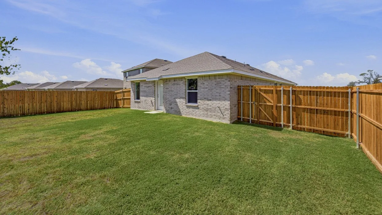 Single Family Residence For Sale in Fannin County , 1913 Glory Drive, Bonham, Texas 75418, 3 Bedroom, 2 Bathroom, 2 Garage spaces, 1,500 Sqft, built in 2026, mls#21219715, Real Estate Agent in Bonham, Homes For Sale in Fannin county, Homes For Sale in Bonham, Realtor in Bonham Texas, Real Estate Brokerage Independent Realty Texas, Luminita Cordes Realtor