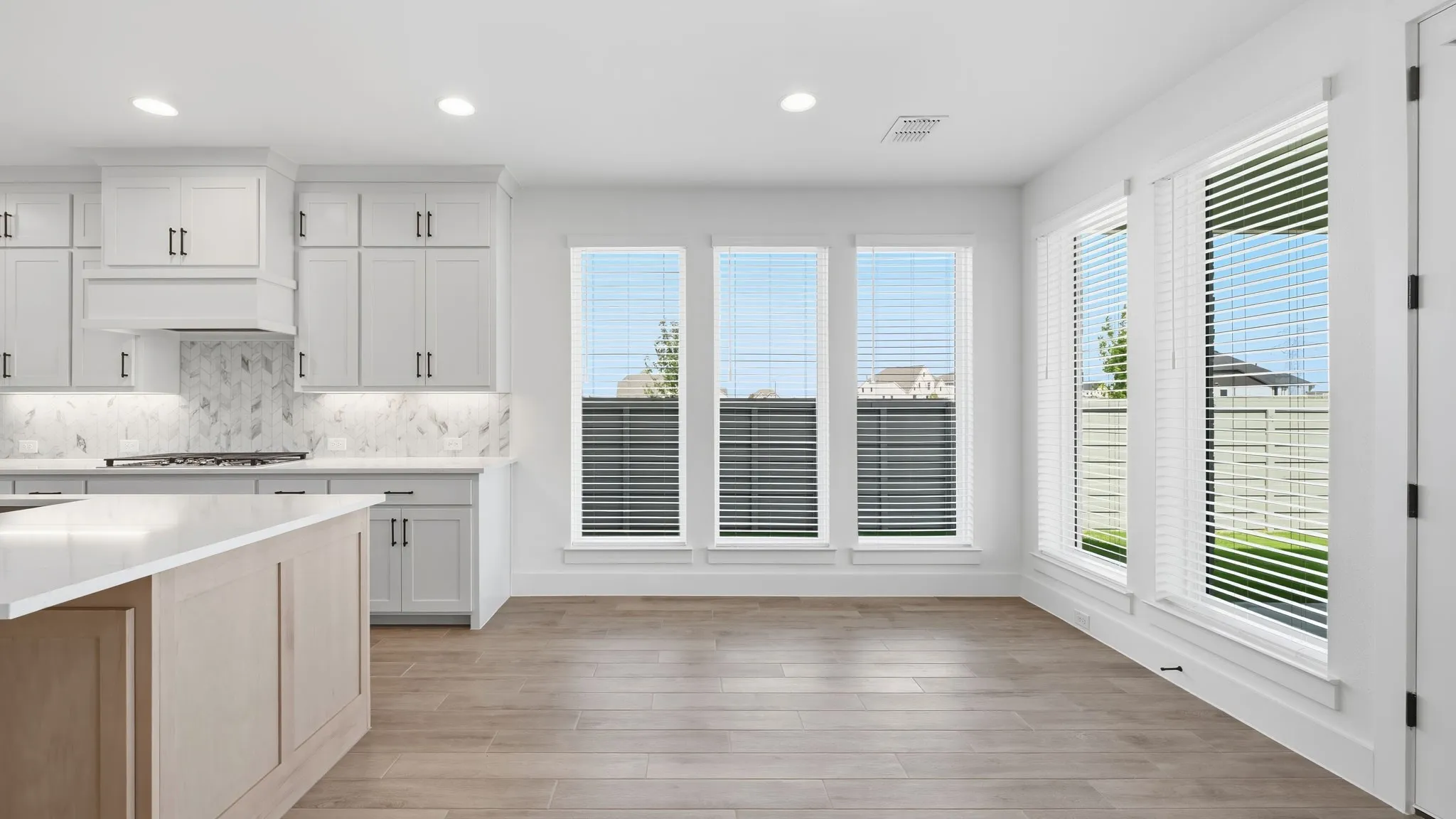 Single Family Residence For Sale in Denton County , 8312 Autumn Sage Trail, Denton, Texas 76205, 5 Bedroom, 5 Bathroom, 3 Garage spaces, 4,016 Sqft, built in 2026, New Construction - Incomplete, mls#21219723, Real Estate Agent in Denton, Homes For Sale in Denton county, Homes For Sale in Denton, Realtor in Denton Texas, Real Estate Brokerage Independent Realty Texas, Luminita Cordes Realtor