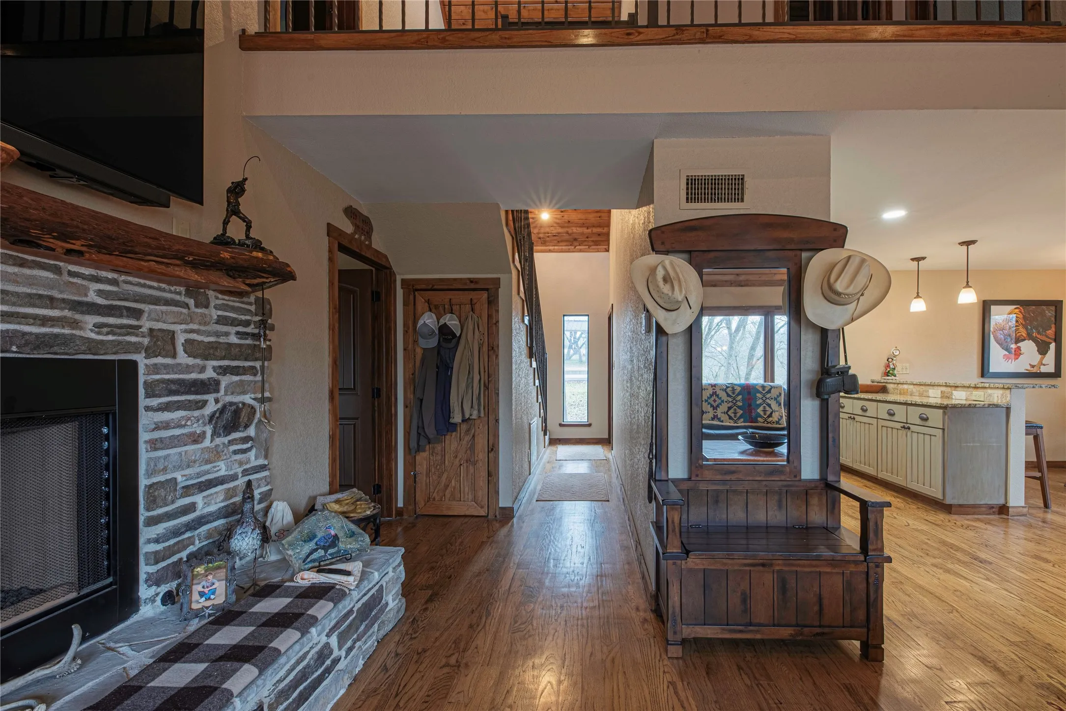 Farm For Sale in Bosque County , 377 County Road 2530, Meridian, Texas 76665, 3 Bedroom, 2 Bathroom, Garage spaces, 1,511 Sqft, built in 1985, mls#21219527, Real Estate Agent in Meridian, Homes For Sale in Bosque county, Homes For Sale in Meridian, Realtor in Meridian Texas, Real Estate Brokerage Independent Realty Texas, Luminita Cordes Realtor