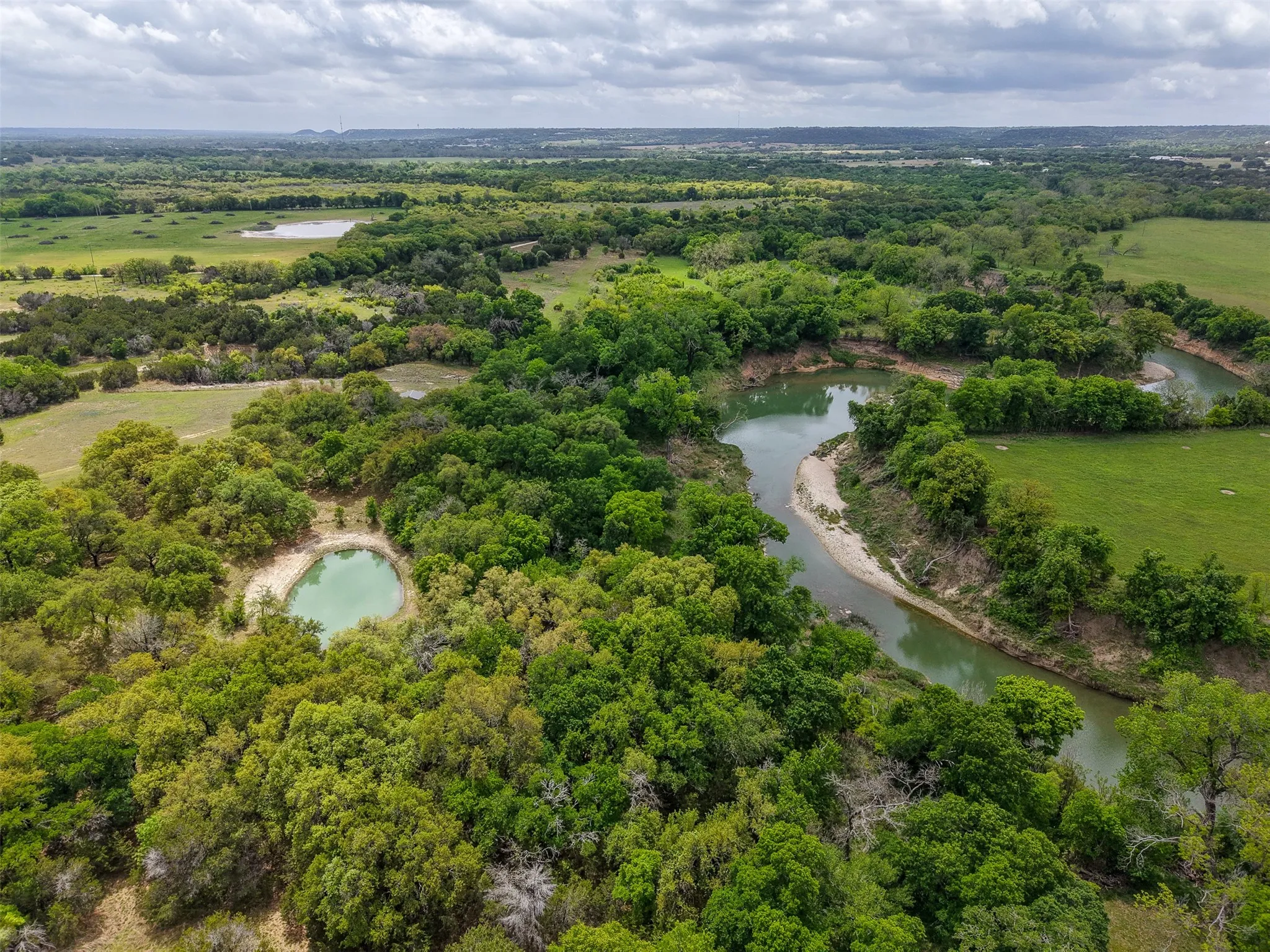 Farm For Sale in Bosque County , 377 County Road 2530, Meridian, Texas 76665, 3 Bedroom, 2 Bathroom, Garage spaces, 1,511 Sqft, built in 1985, mls#21219527, Real Estate Agent in Meridian, Homes For Sale in Bosque county, Homes For Sale in Meridian, Realtor in Meridian Texas, Real Estate Brokerage Independent Realty Texas, Luminita Cordes Realtor