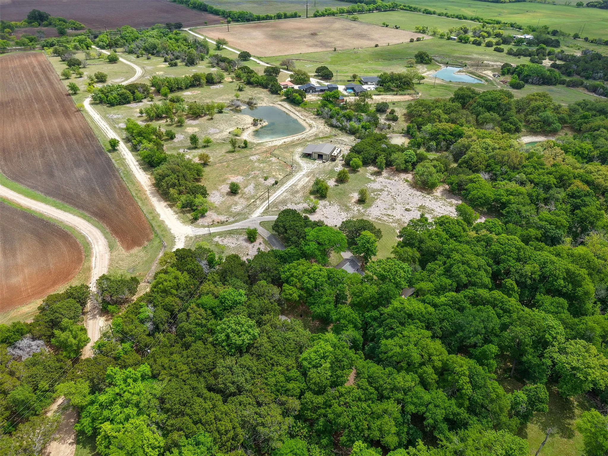Farm For Sale in Bosque County , 377 County Road 2530, Meridian, Texas 76665, 3 Bedroom, 2 Bathroom, Garage spaces, 1,511 Sqft, built in 1985, mls#21219527, Real Estate Agent in Meridian, Homes For Sale in Bosque county, Homes For Sale in Meridian, Realtor in Meridian Texas, Real Estate Brokerage Independent Realty Texas, Luminita Cordes Realtor