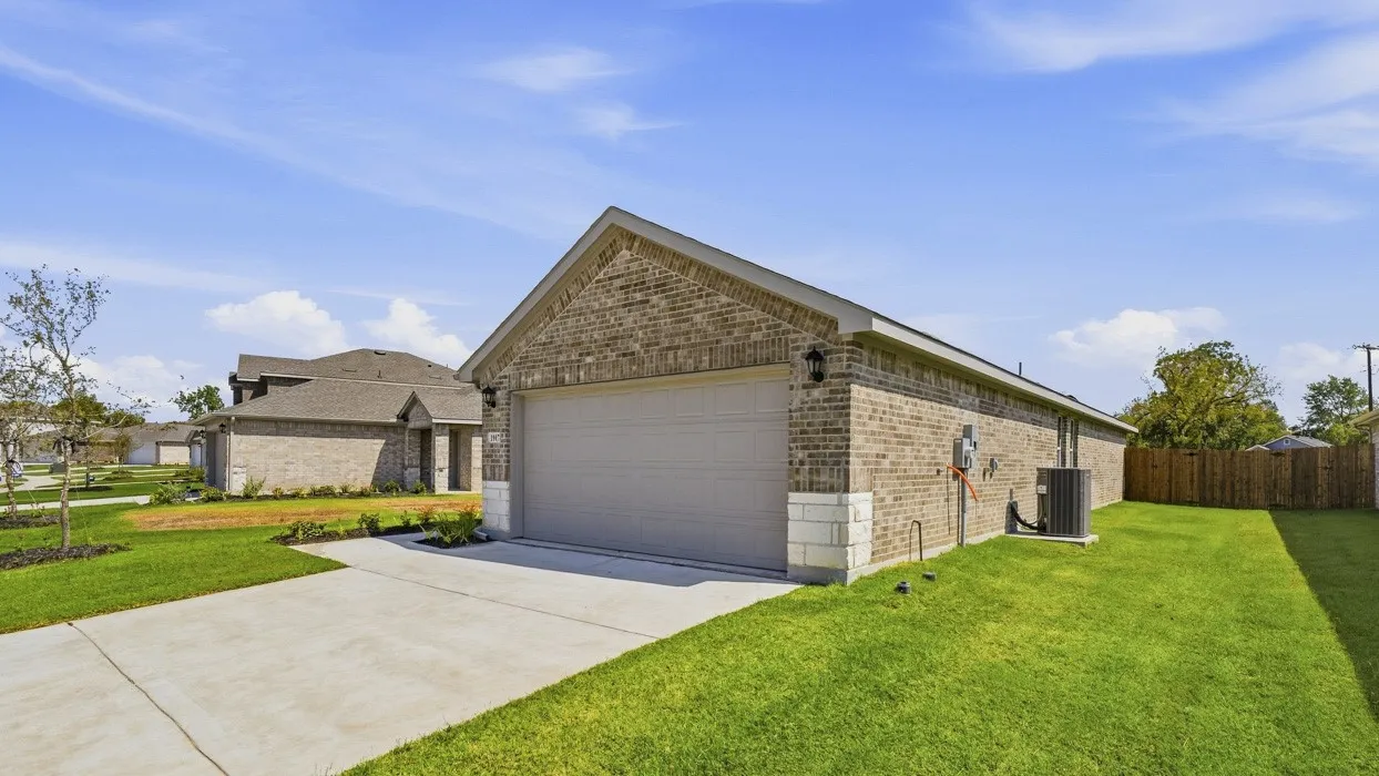 Single Family Residence For Sale in Fannin County , 1907 Glory Drive, Bonham, Texas 75418, 3 Bedroom, 2 Bathroom, 2 Garage spaces, 1,334 Sqft, built in 2026, mls#21219750, Real Estate Agent in Bonham, Homes For Sale in Fannin county, Homes For Sale in Bonham, Realtor in Bonham Texas, Real Estate Brokerage Independent Realty Texas, Luminita Cordes Realtor
