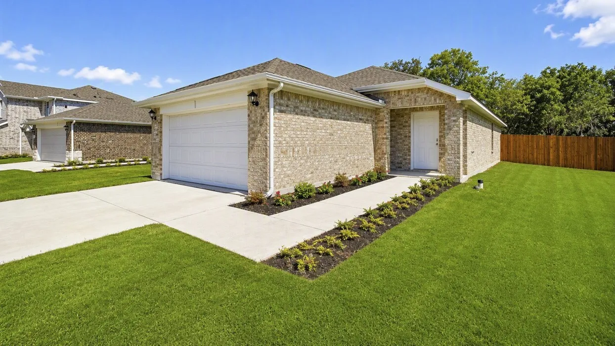 Single Family Residence For Sale in Fannin County , 1917 Glory Drive, Bonham, Texas 75418, 3 Bedroom, 2 Bathroom, 2 Garage spaces, 1,334 Sqft, built in 2026, mls#21219763, Real Estate Agent in Bonham, Homes For Sale in Fannin county, Homes For Sale in Bonham, Realtor in Bonham Texas, Real Estate Brokerage Independent Realty Texas, Luminita Cordes Realtor