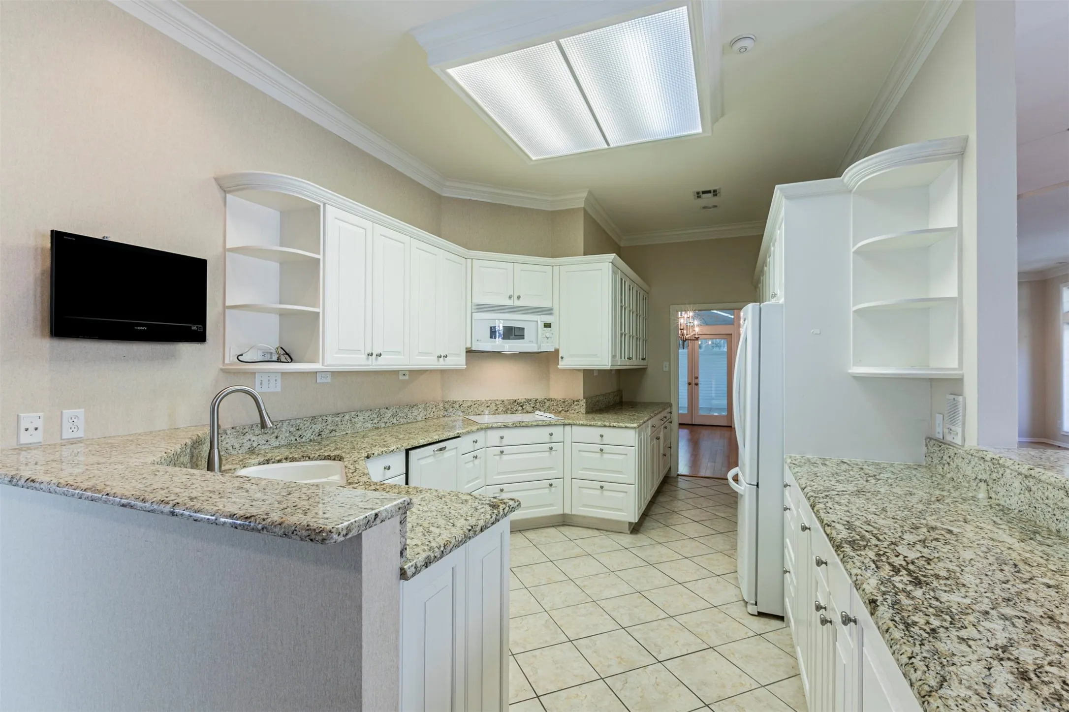 Single Family Residence For Sale in Mc Lennan County , 79 Sugar Creek Place, Woodway, Texas 76712, 4 Bedroom, 3 Bathroom, 2 Garage spaces, 3,054 Sqft, built in 1993, mls#21219701, Real Estate Agent in Woodway, Homes For Sale in Mc Lennan county, Homes For Sale in Woodway, Realtor in Woodway Texas, Real Estate Brokerage Independent Realty Texas, Luminita Cordes Realtor