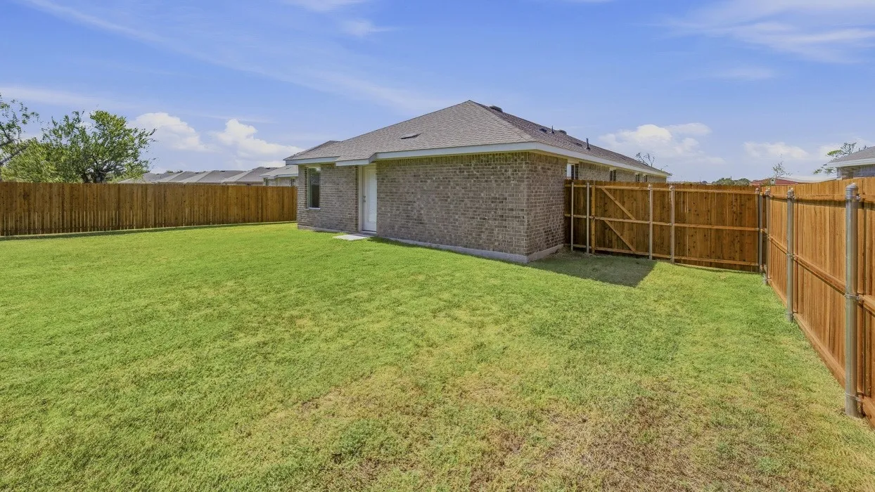 Single Family Residence For Sale in Fannin County , 1915 Glory Drive, Bonham, Texas 75418, 4 Bedroom, 2 Bathroom, 2 Garage spaces, 1,648 Sqft, built in 2026, mls#21219810, Real Estate Agent in Bonham, Homes For Sale in Fannin county, Homes For Sale in Bonham, Realtor in Bonham Texas, Real Estate Brokerage Independent Realty Texas, Luminita Cordes Realtor
